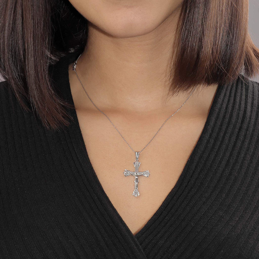 The Jordan Crucifix Pendant | Large