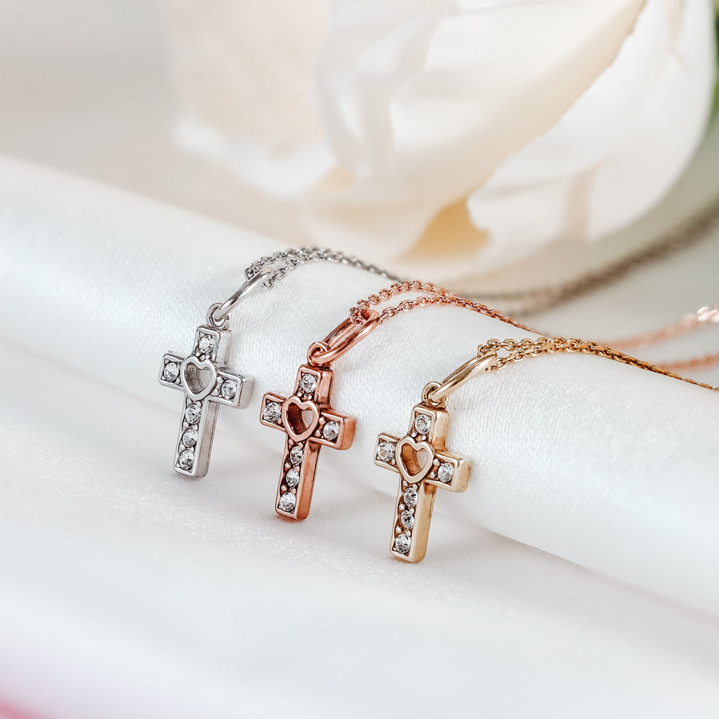 The Sweetheart Cross Pendant | Petite