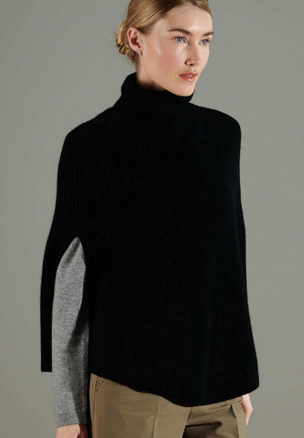 NAMI 10 4-thread cashmere stand-up collar poncho, black