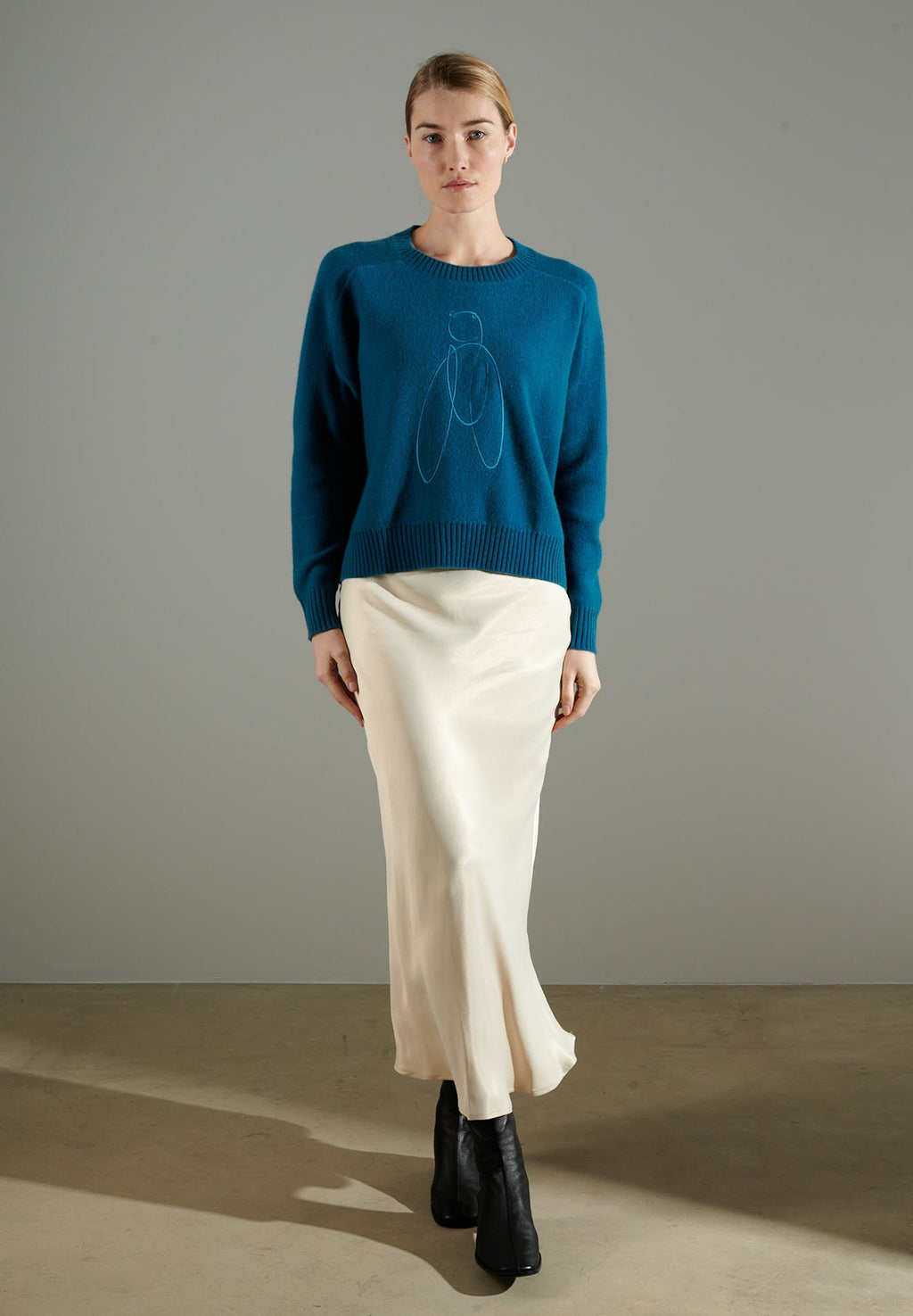 NAMI 21 4-thread cashmere embroidered round-neck sweater CIGALE 3 royal blue