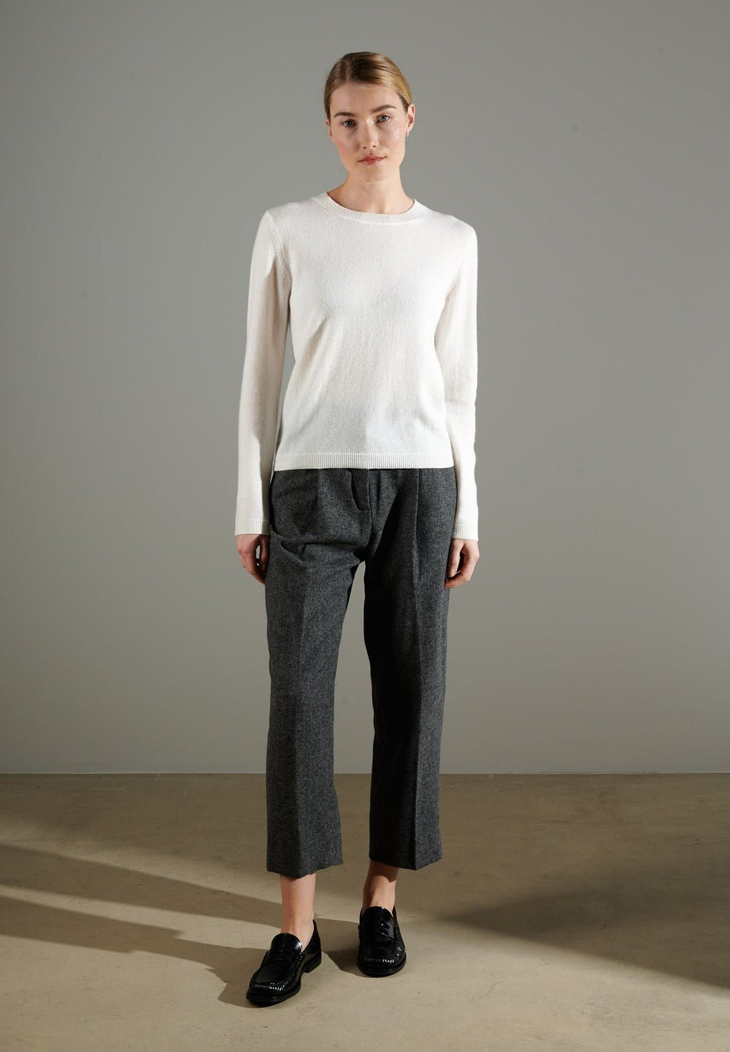 NAMI 4 Round-neck cashmere sweater ecru white