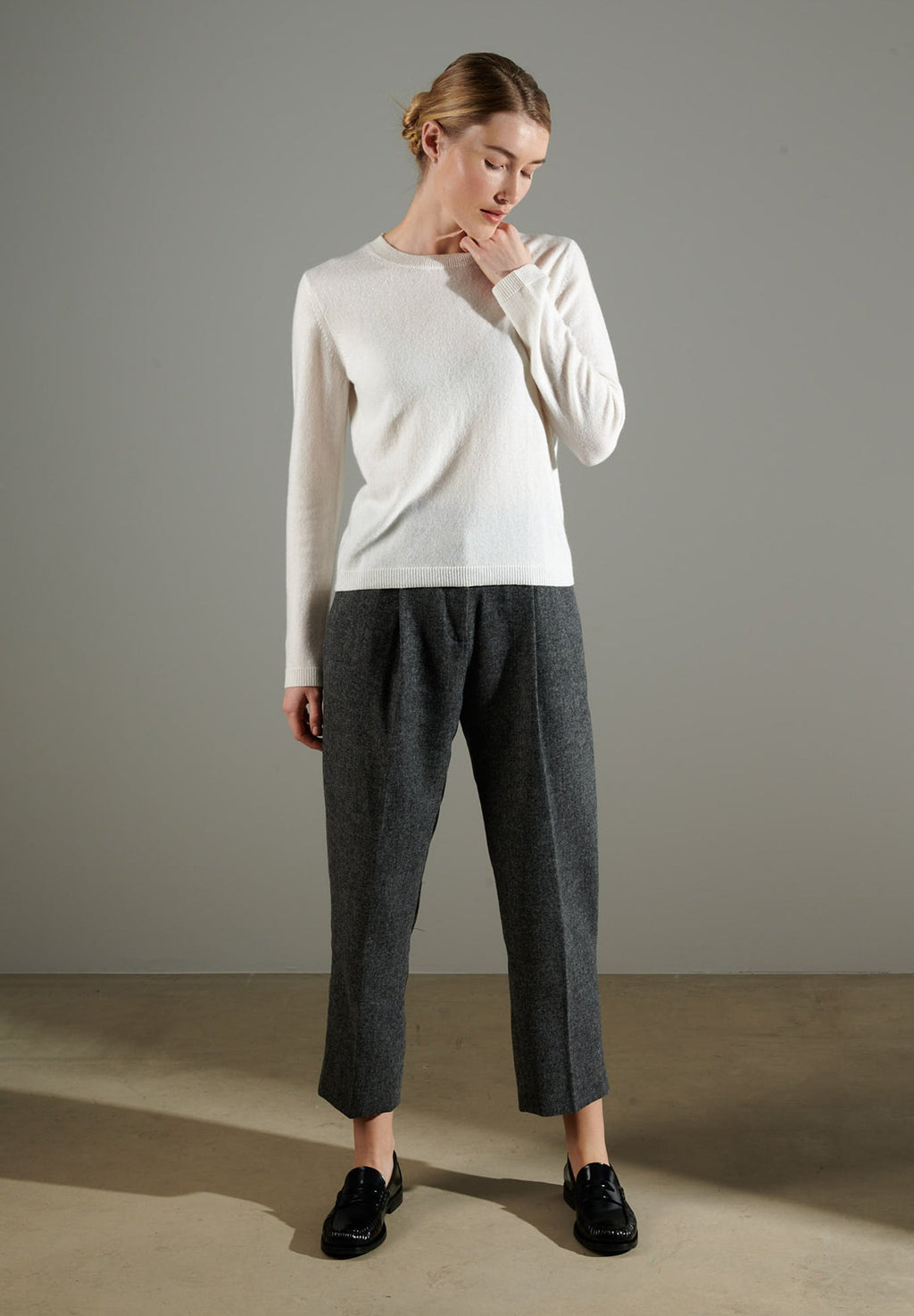 NAMI 4 Round-neck cashmere sweater ecru white