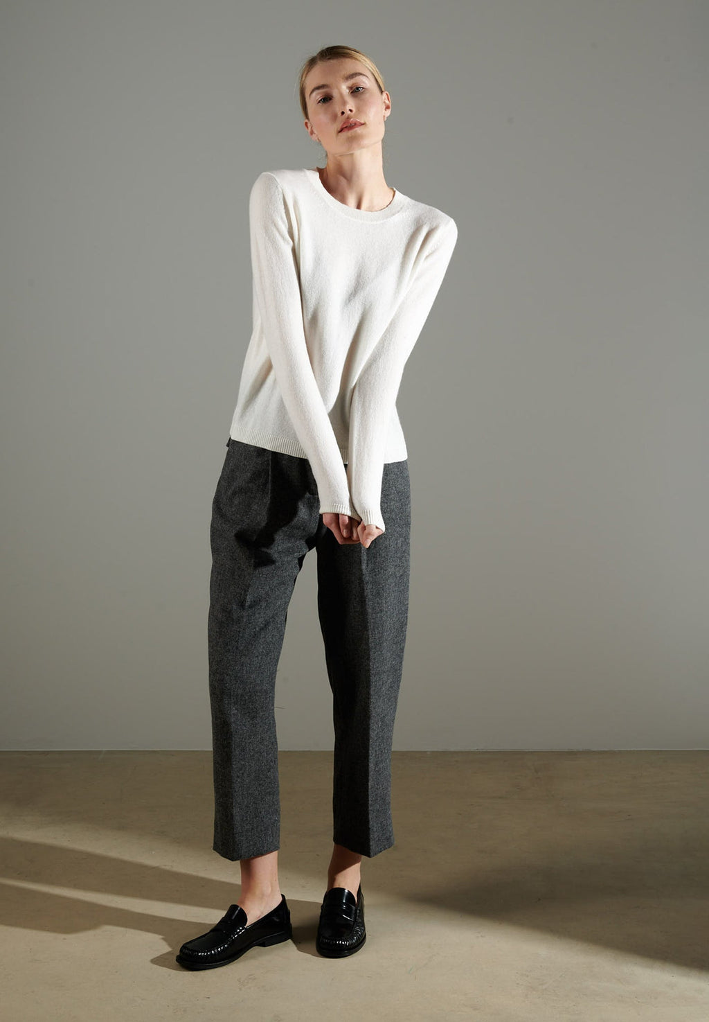 NAMI 4 Round-neck cashmere sweater ecru white