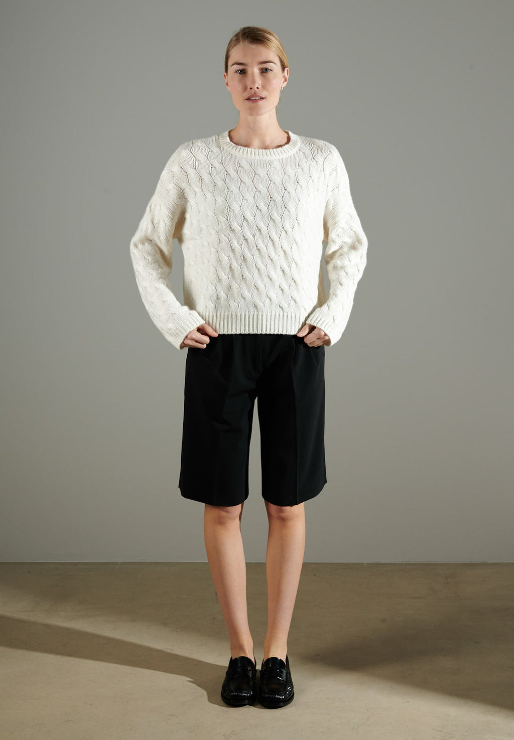 NAMI 5 10-thread cashmere twisted round-neck sweater ecru white