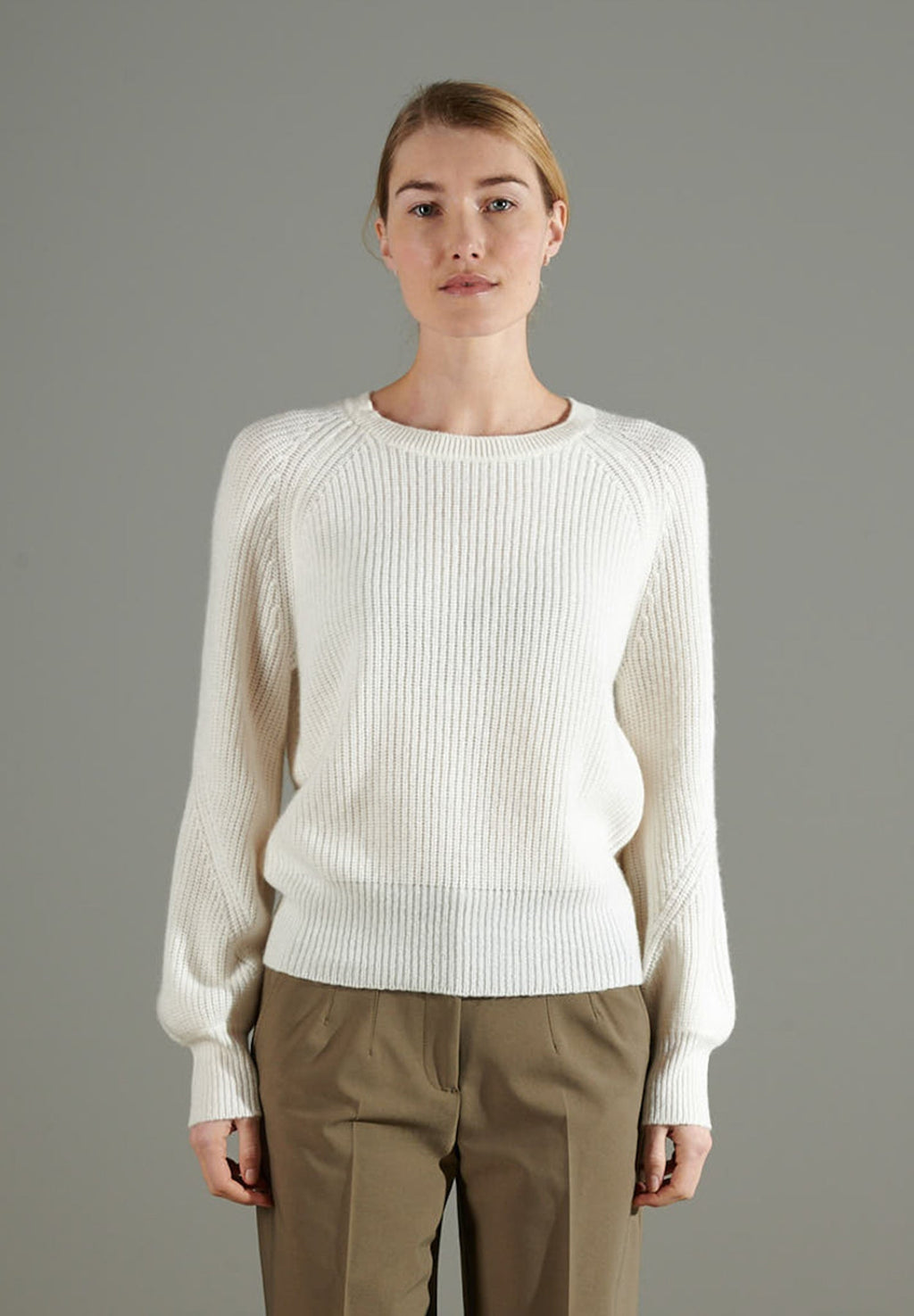 NAMI 6 Ecru White 4-thread cashmere raglan sleeves round-neck sweater