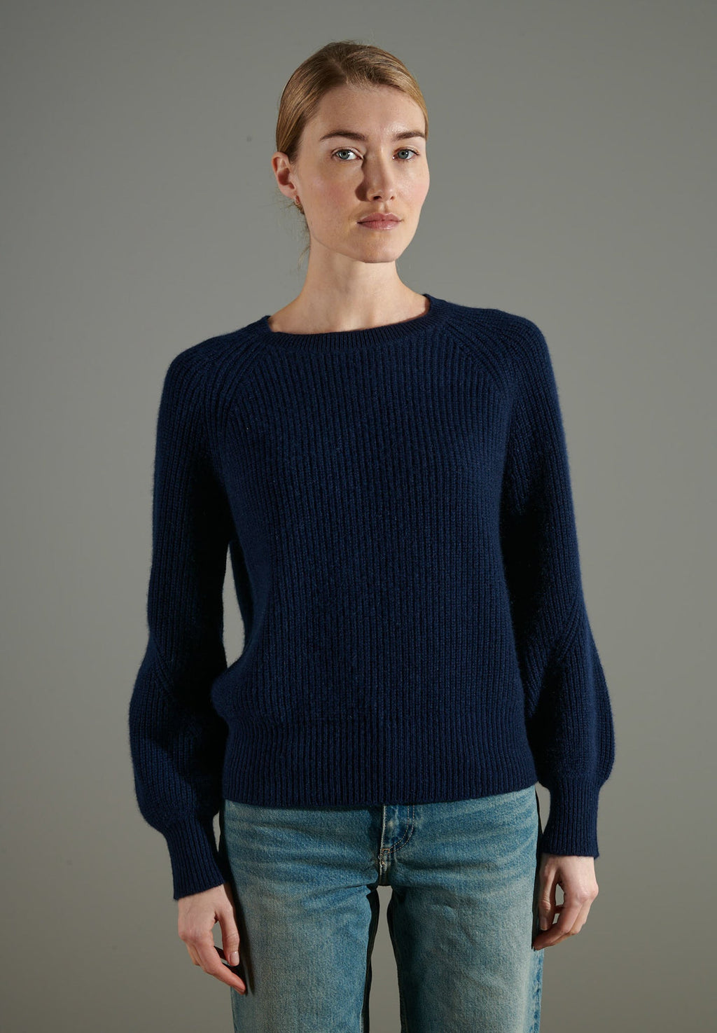 NAMI 6 Navy blue cashmere 4-thread cashmere sweater with round neck and raglan sleeves