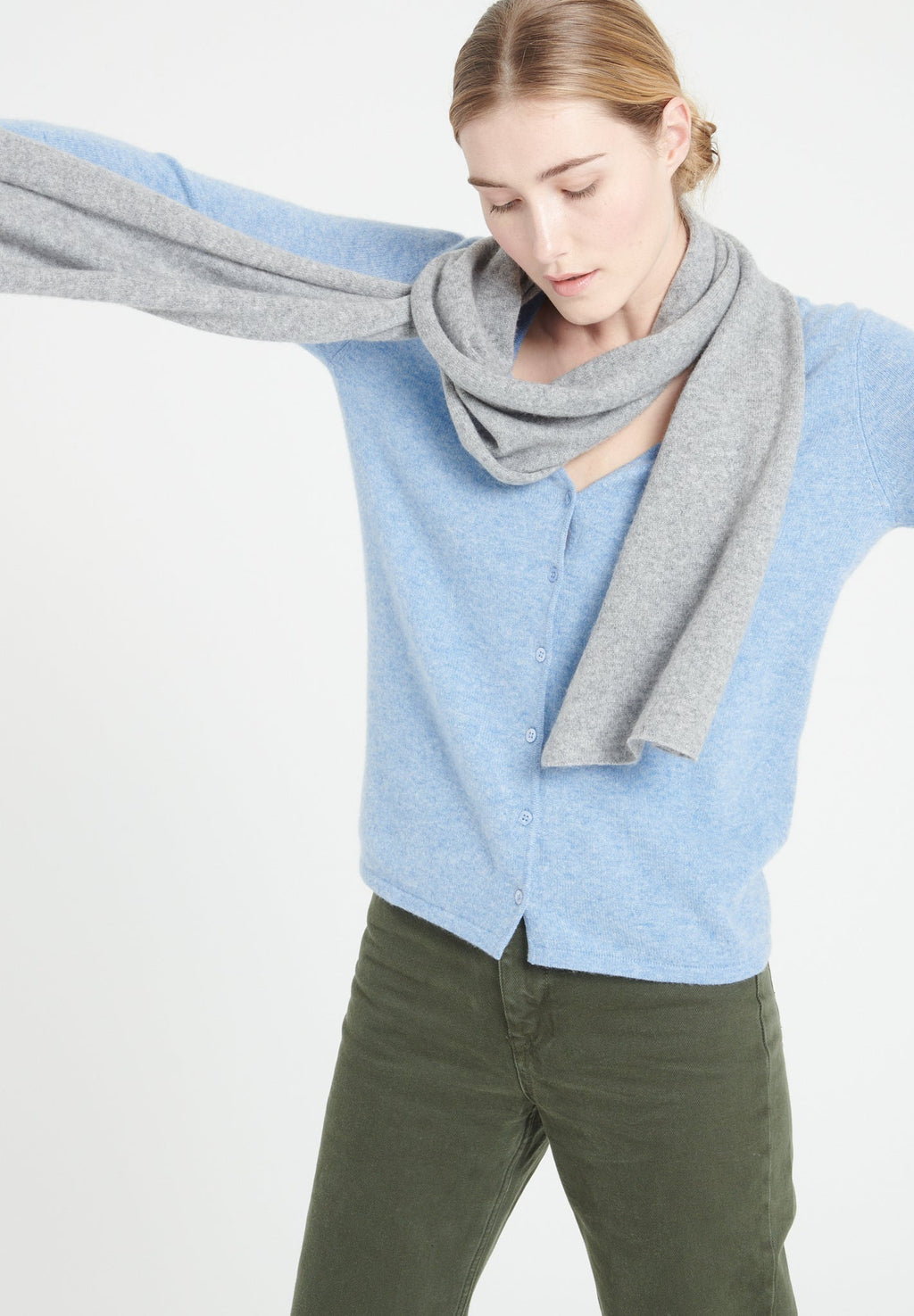 Light grey cashmere scarf