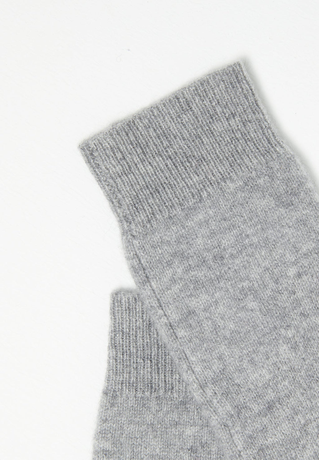 Light grey cashmere mittens