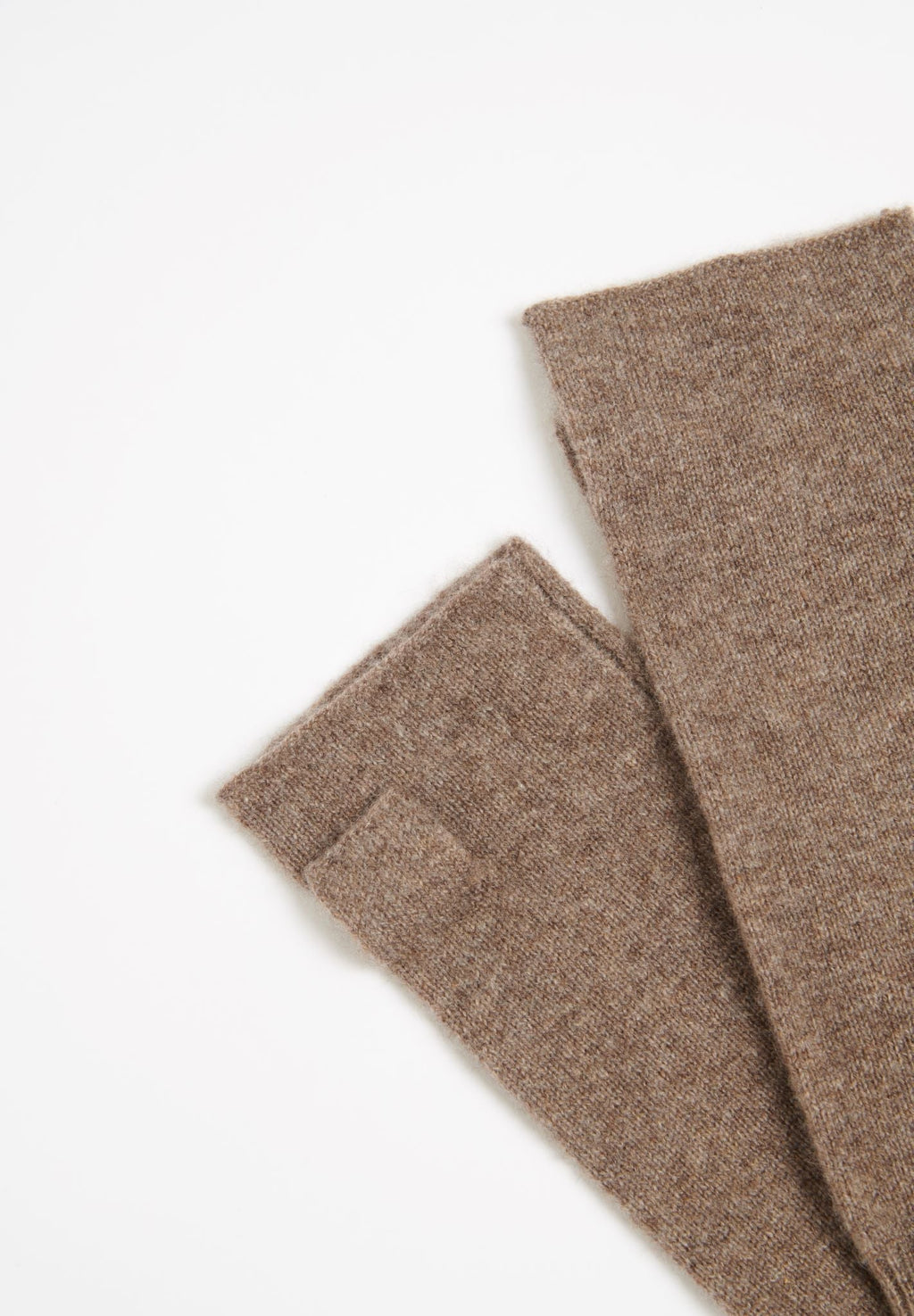 Taupe cashmere mittens