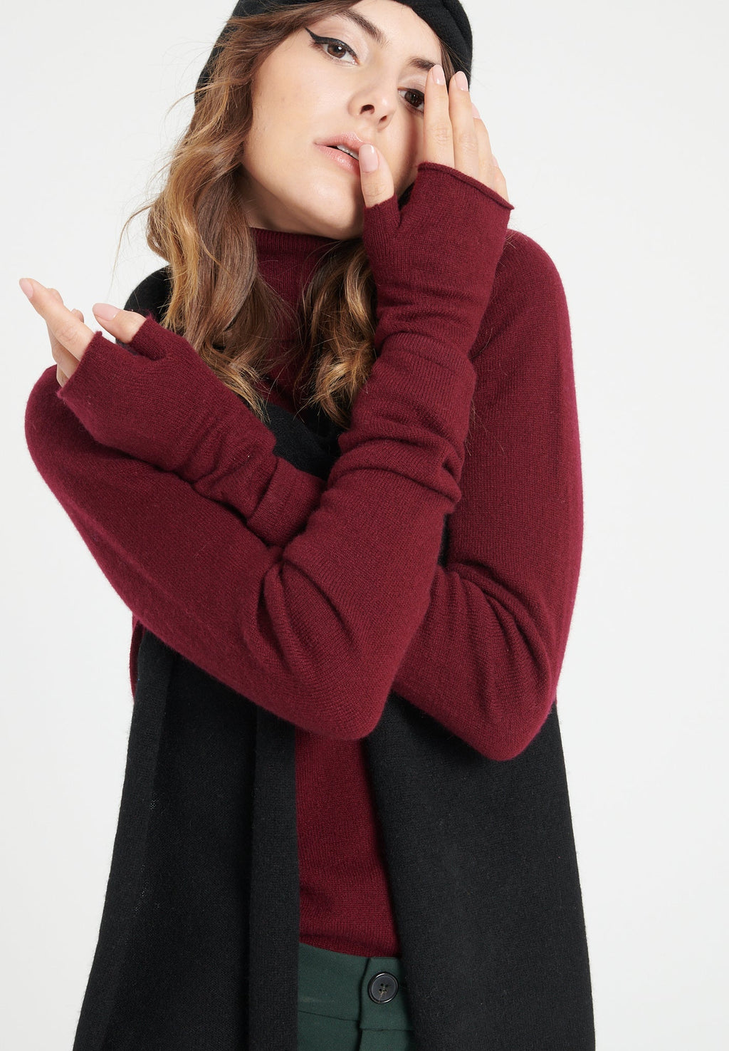 Burgundy red cashmere mittens