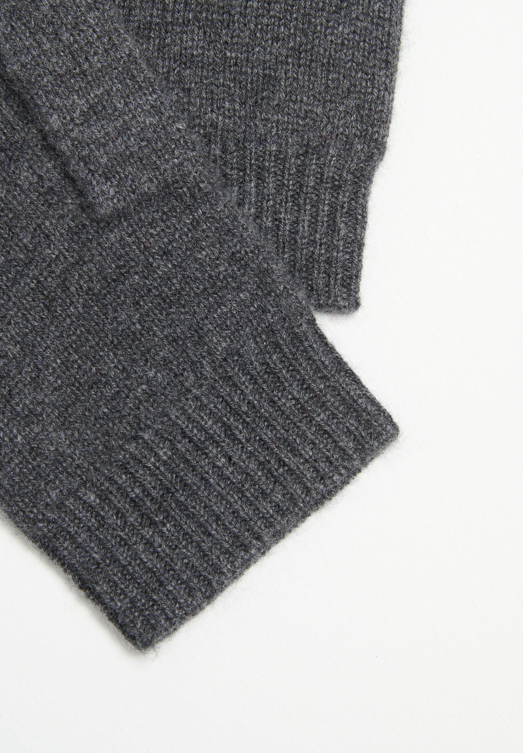 Anthracite grey 4-thread cashmere gloves