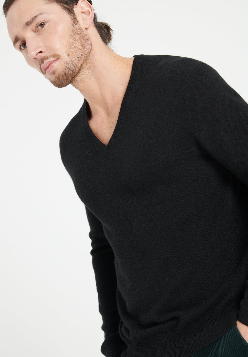 LUKE 1 V-neck cashmere sweater black