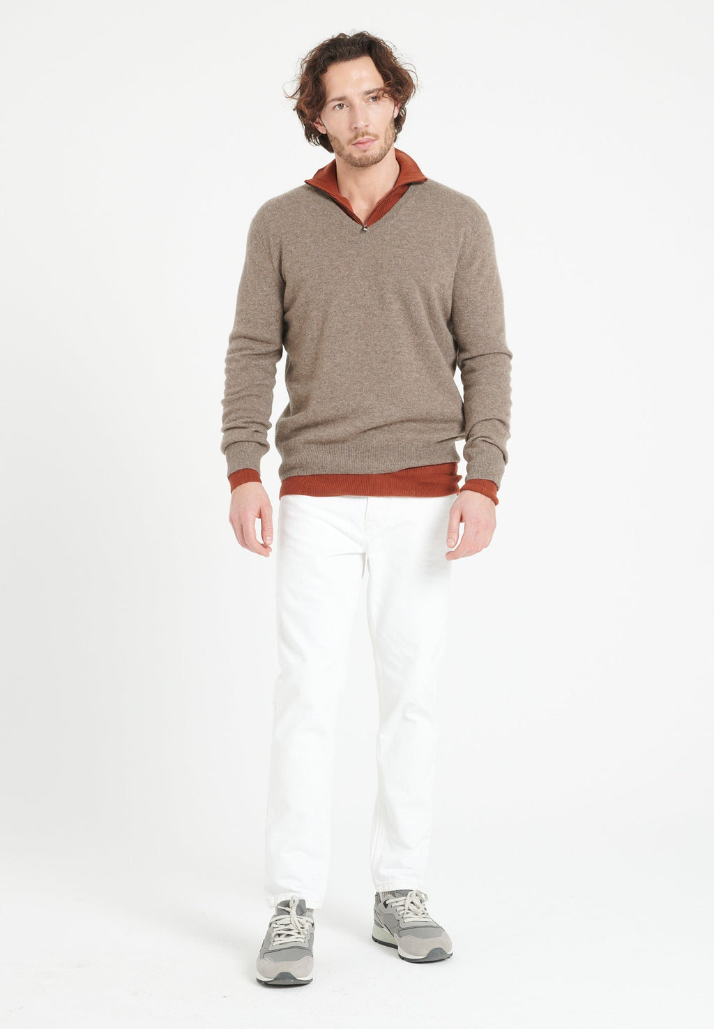 LUKE 1 V-neck cashmere sweater in taupe