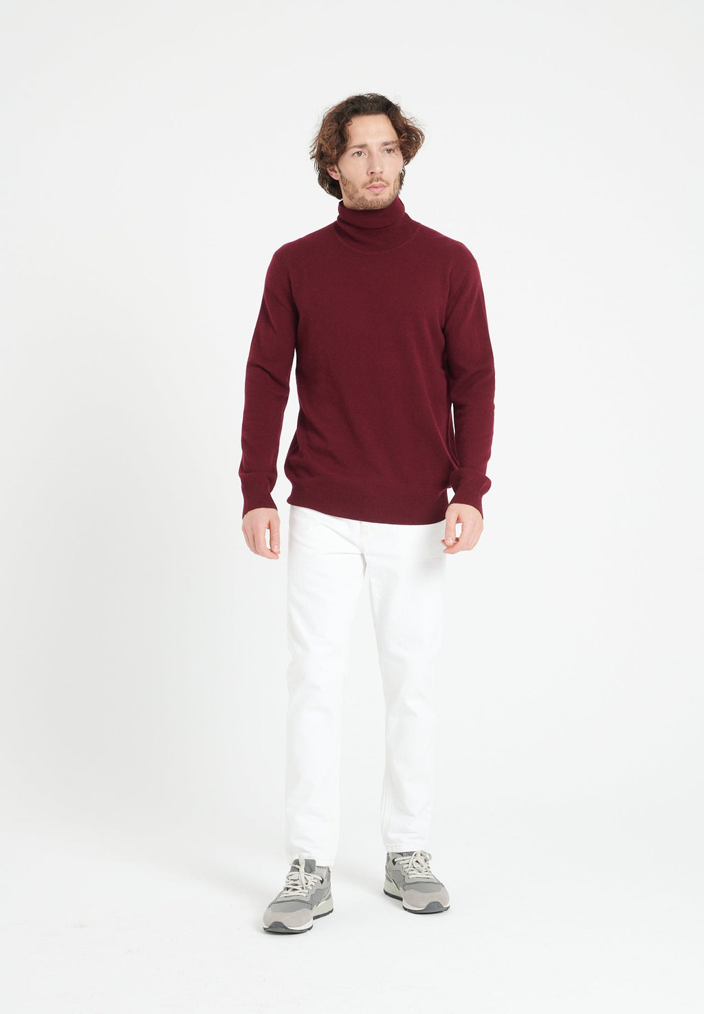 LUKE 3 Cashmere turtleneck sweater in burgundy red