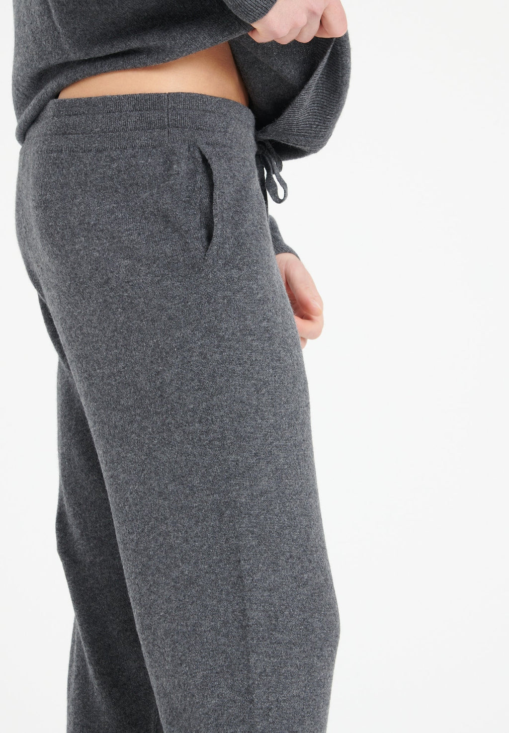 LUKE 7 Charcoal grey cashmere sweatpants