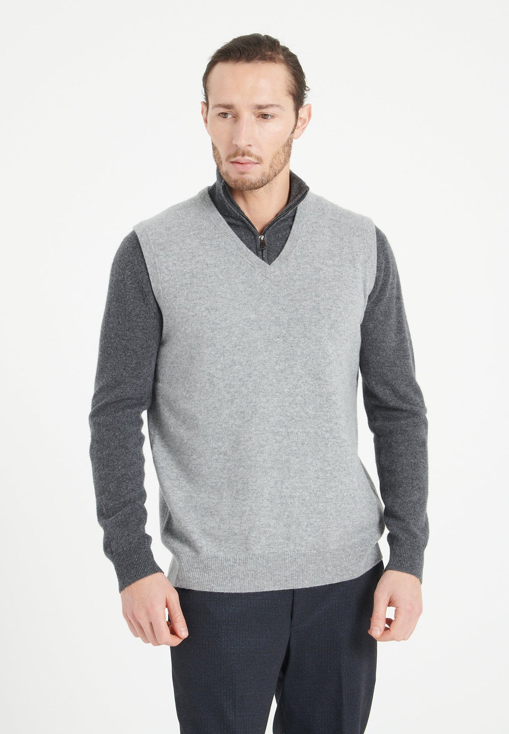 LUKE 9 Sleeveless cashmere cardigan in light grey