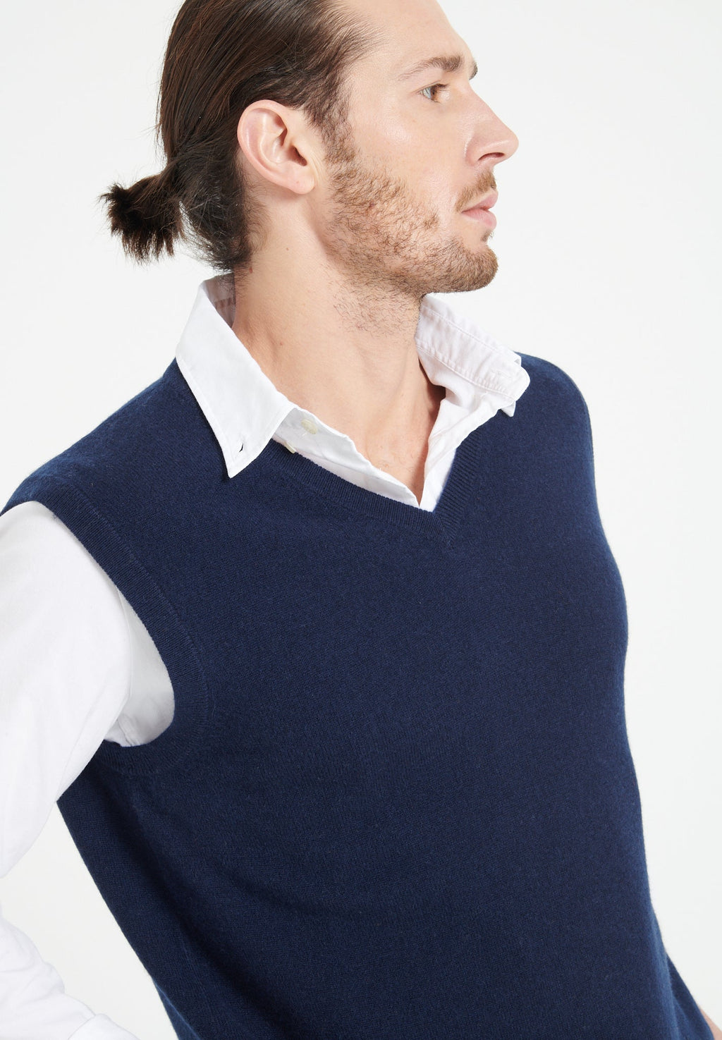 LUKE 9 Sleeveless cashmere cardigan in navy blue