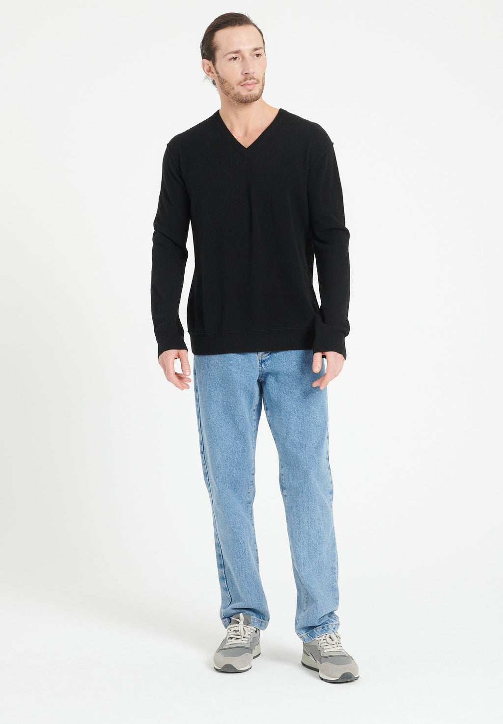 LUKE 11 V-neck cashmere sweater black