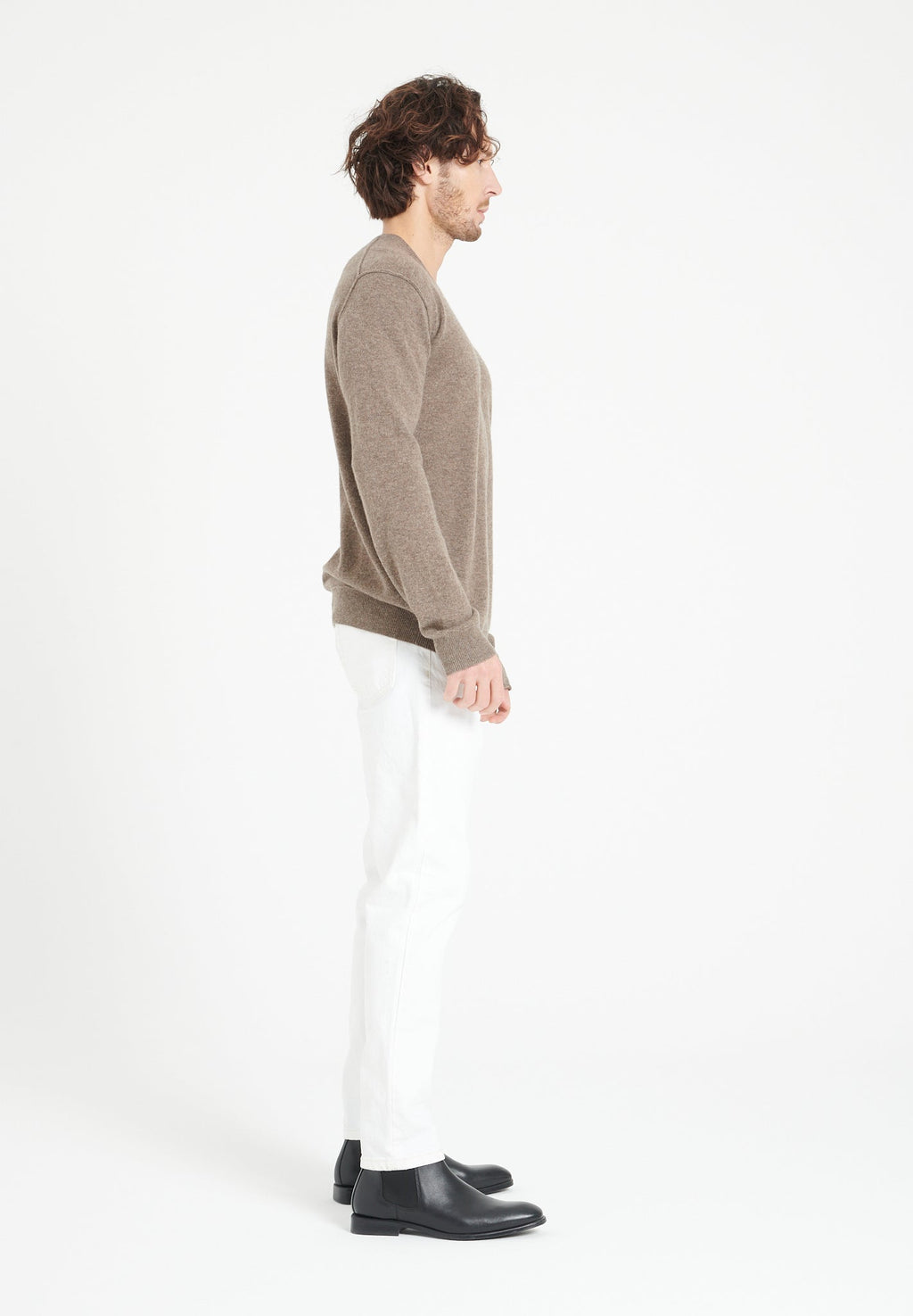 LUKE 11 V-neck cashmere sweater in taupe