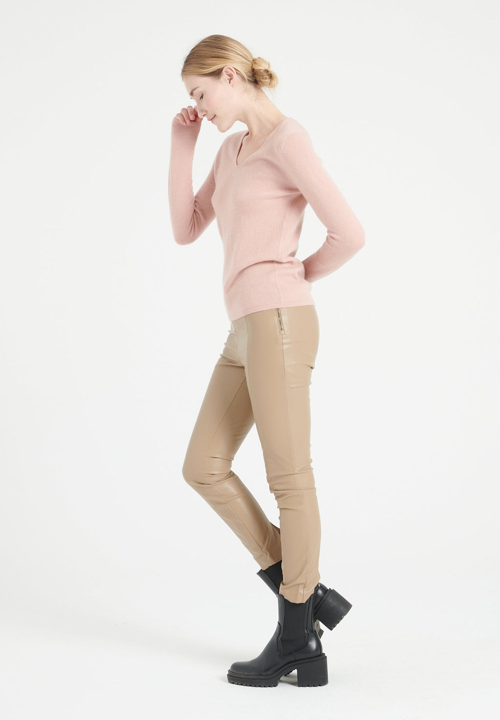 LILLY 2 V-neck cashmere sweater powder pink