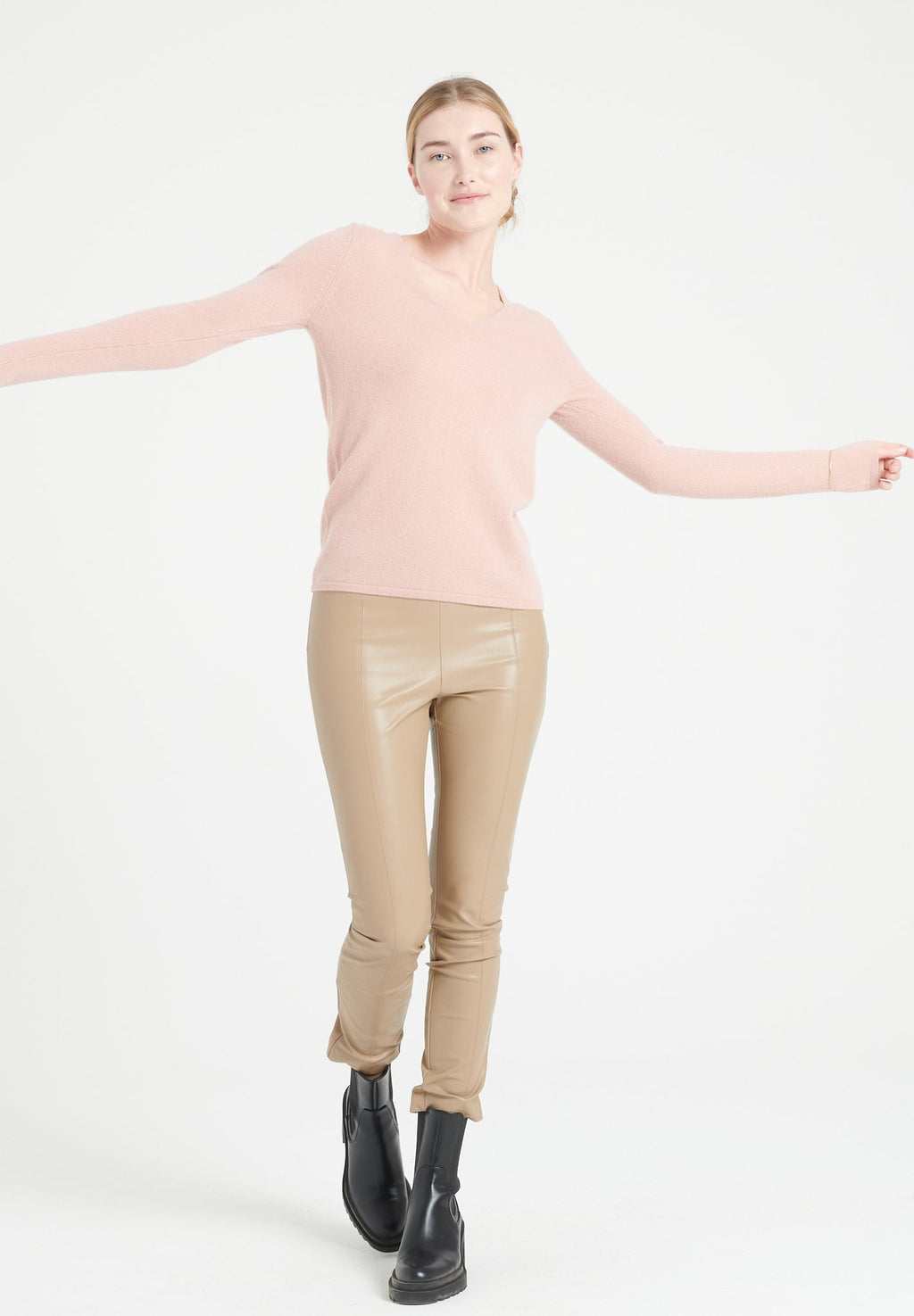 LILLY 2 V-neck cashmere sweater powder pink