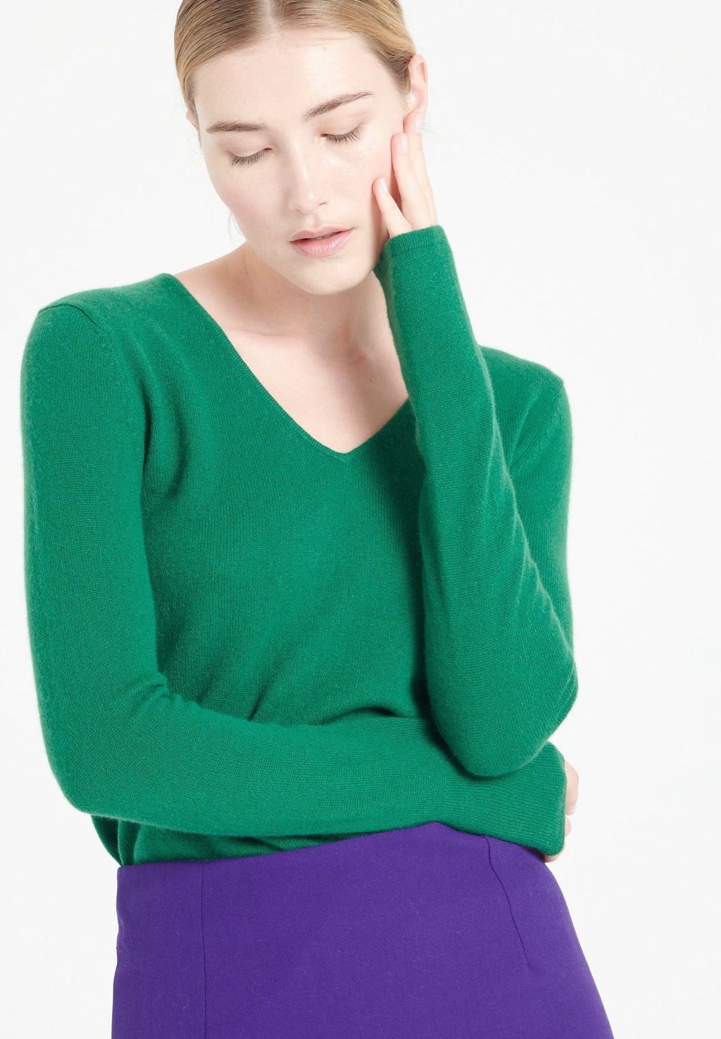 LILLY 2 Emerald green cashmere V-neck sweater