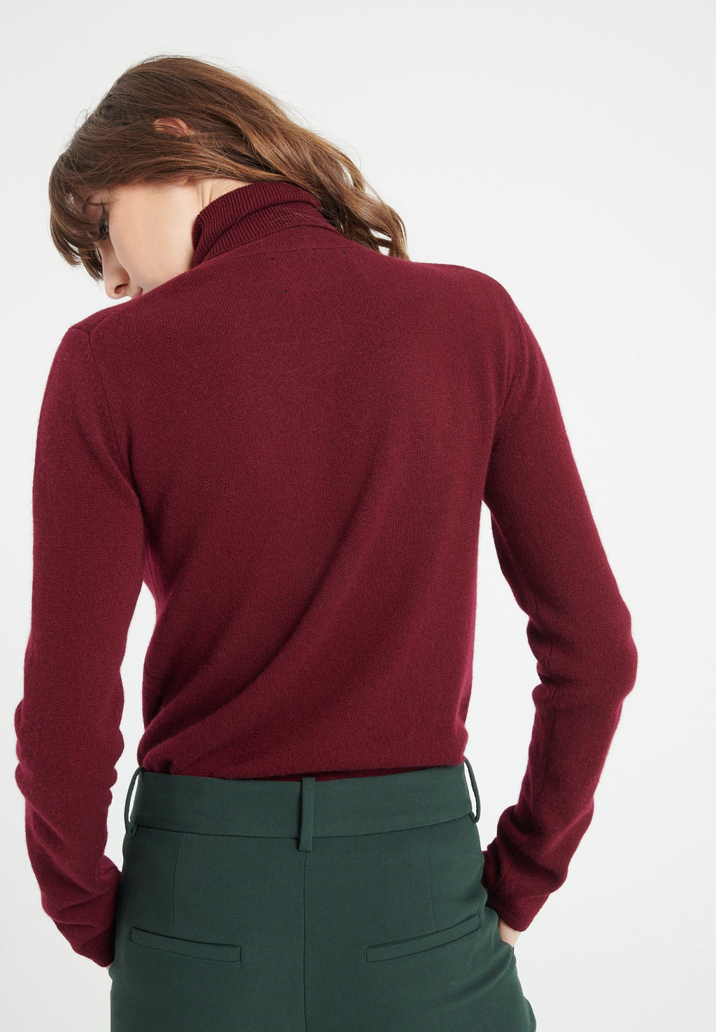 LILLY 3 Cashmere turtleneck sweater in burgundy red