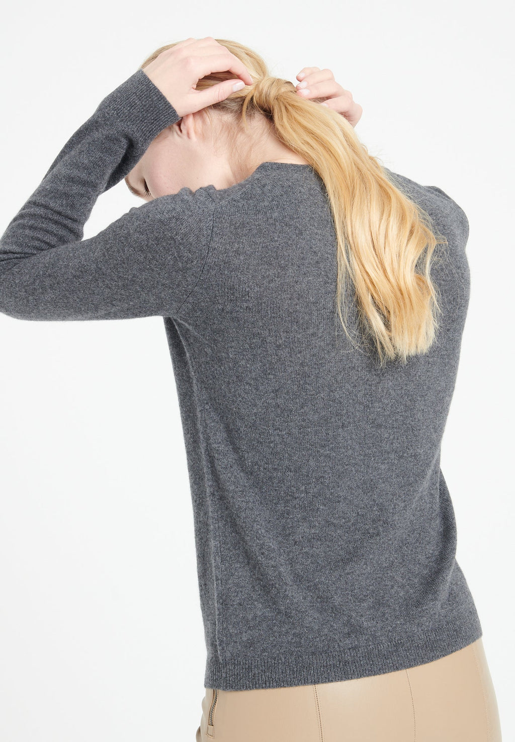 LILLY 4 Slim-fit cashmere round-neck cardigan charcoal grey