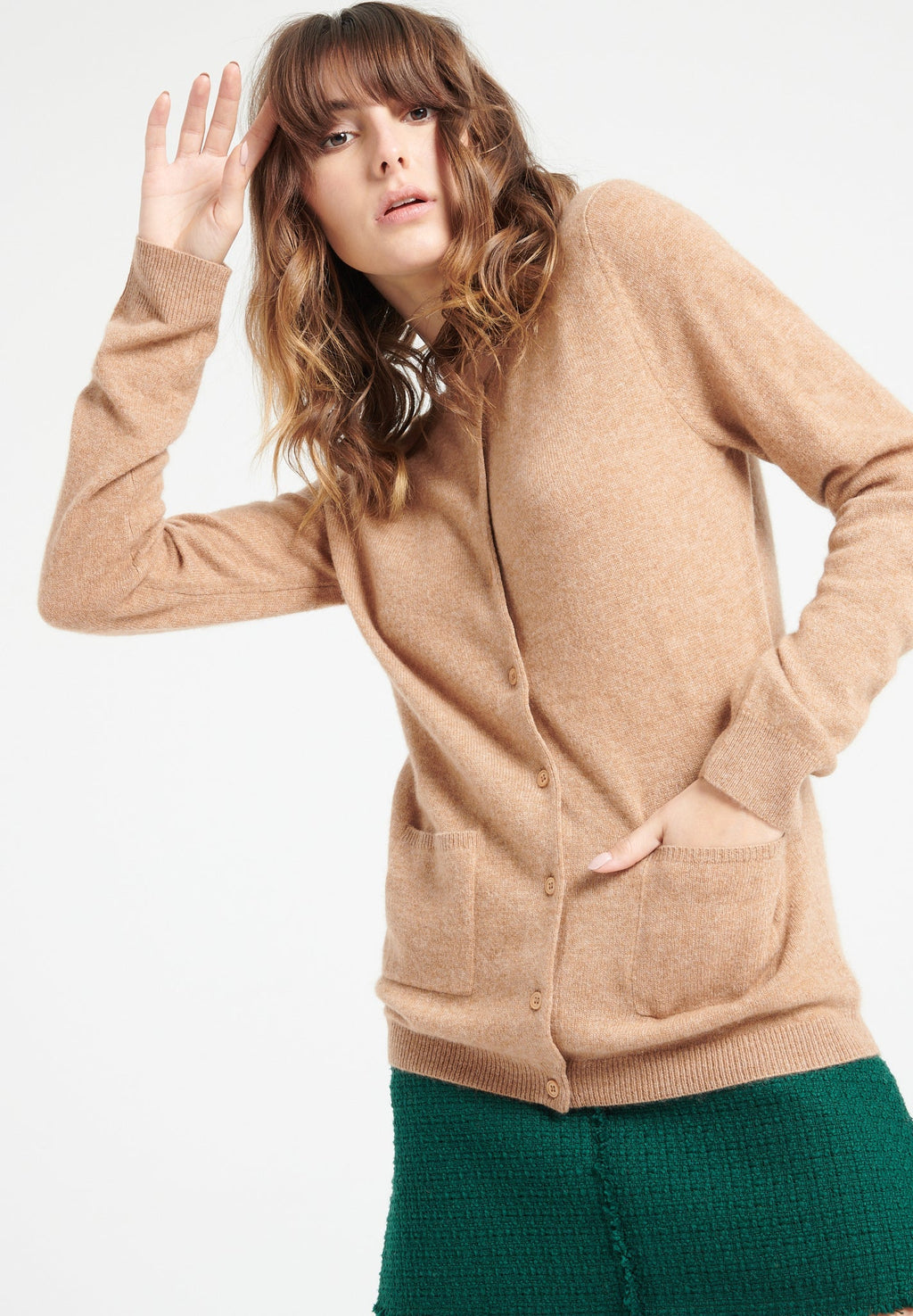 LILLY 4 Round-neck cashmere cardigan in camel