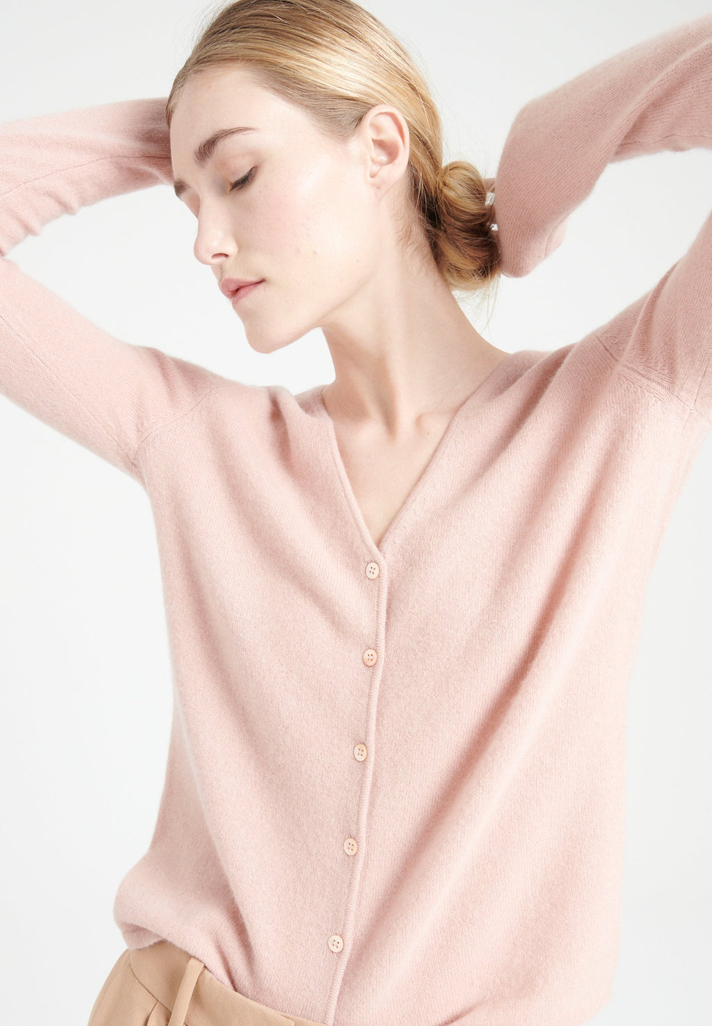 LILLY 7 V-neck cashmere cardigan in powder pink