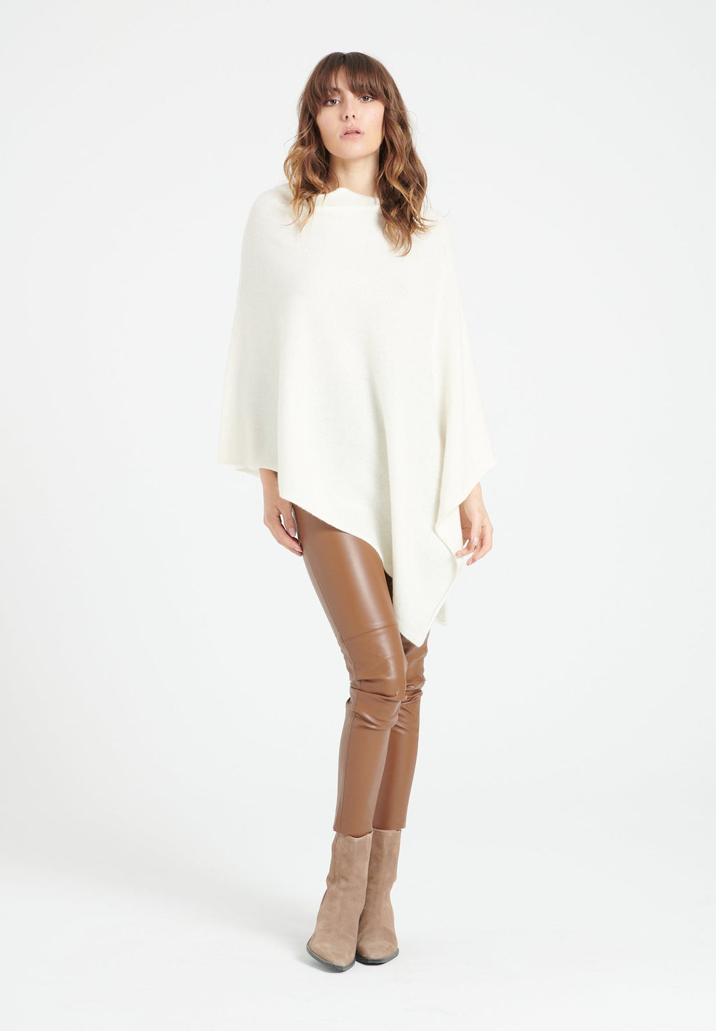 LILLY 9 V-neck cashmere poncho ecru white