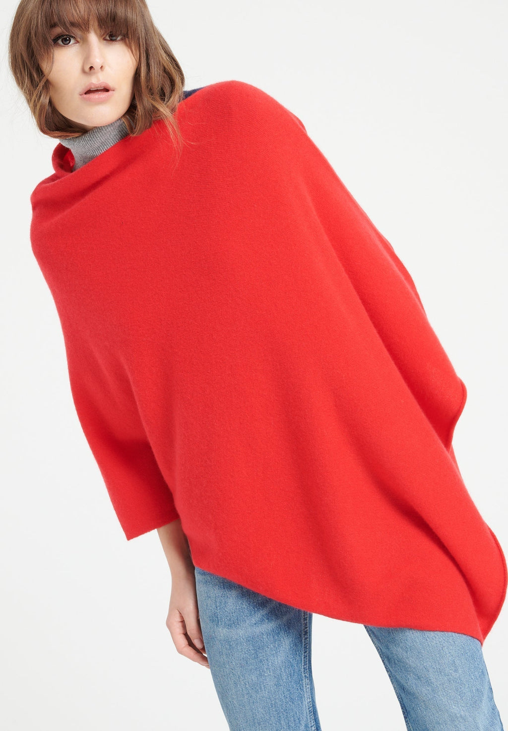 LILLY 9 V-neck poncho in red cashmere