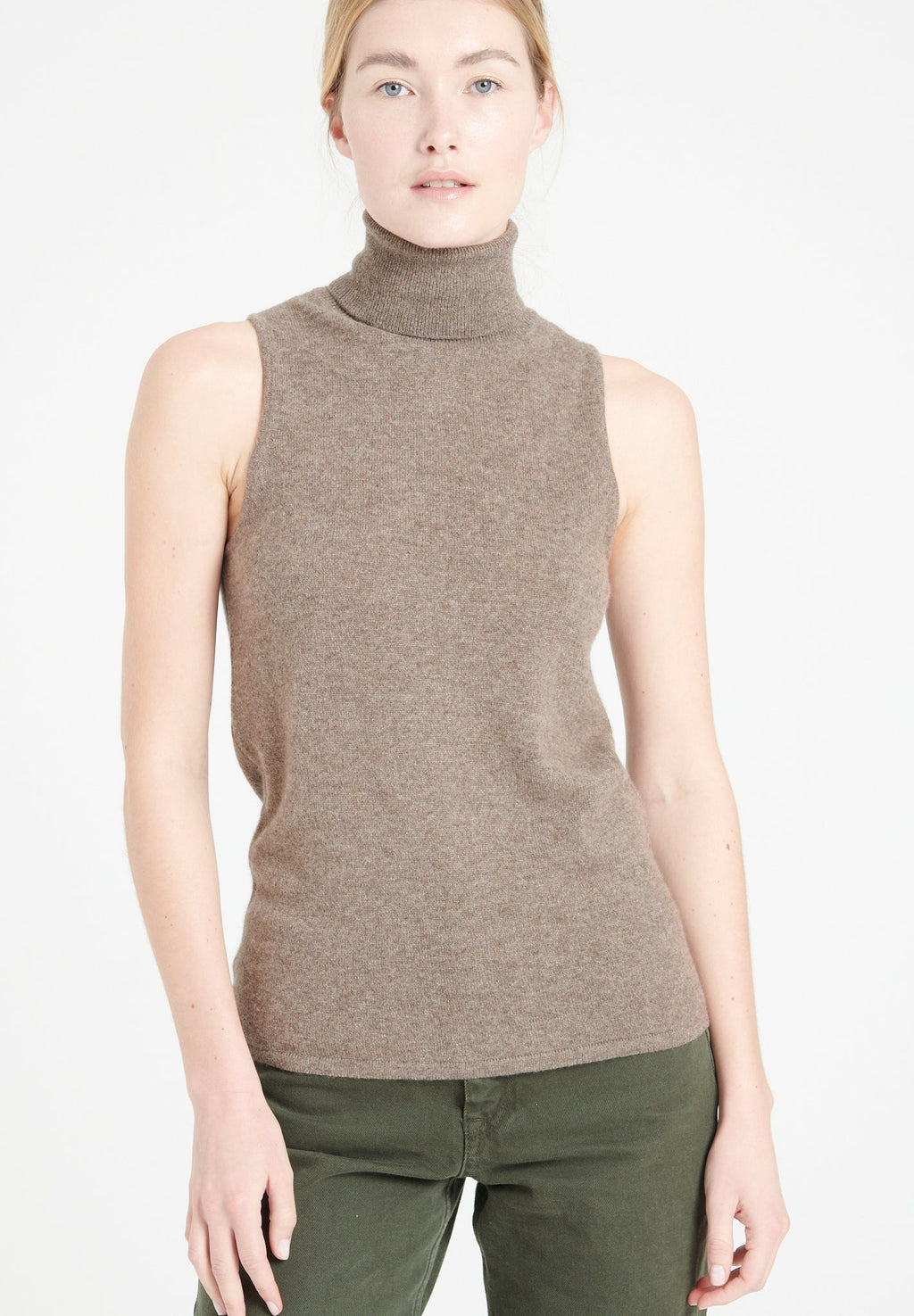 LILLY 13 Taupe cashmere sleeveless turtleneck sweater