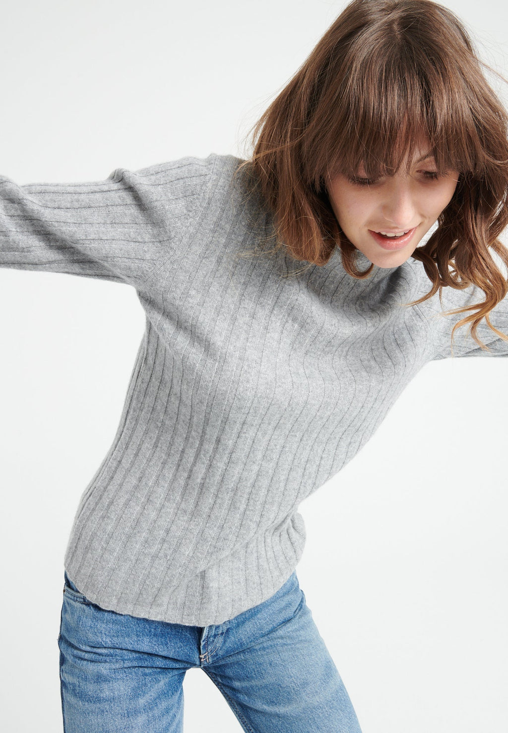 LILLY 15 Cashmere turtleneck sweater in traditional light grey ribbing