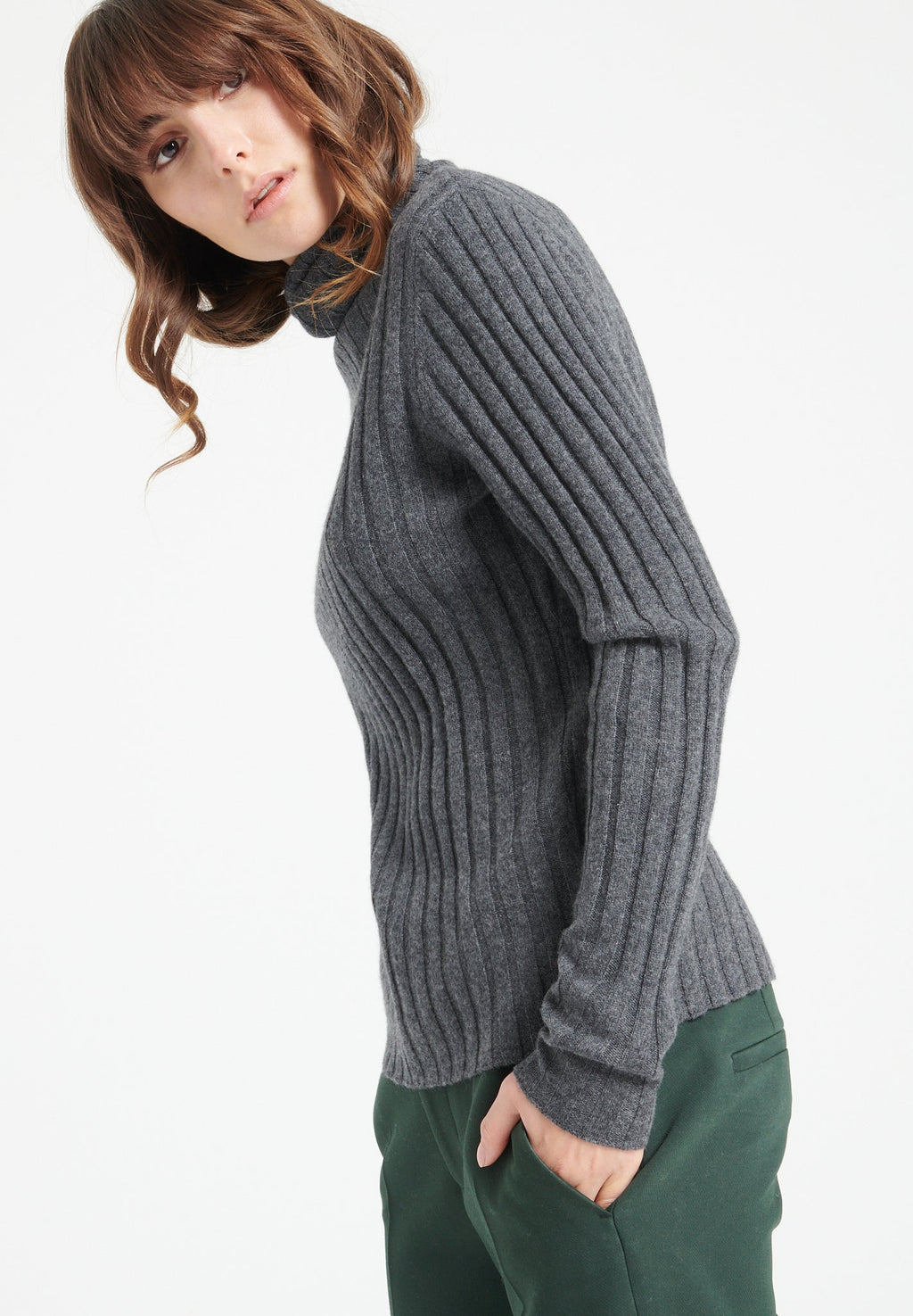 LILLY 15 Cashmere turtleneck sweater in traditional charcoal grey ribbing