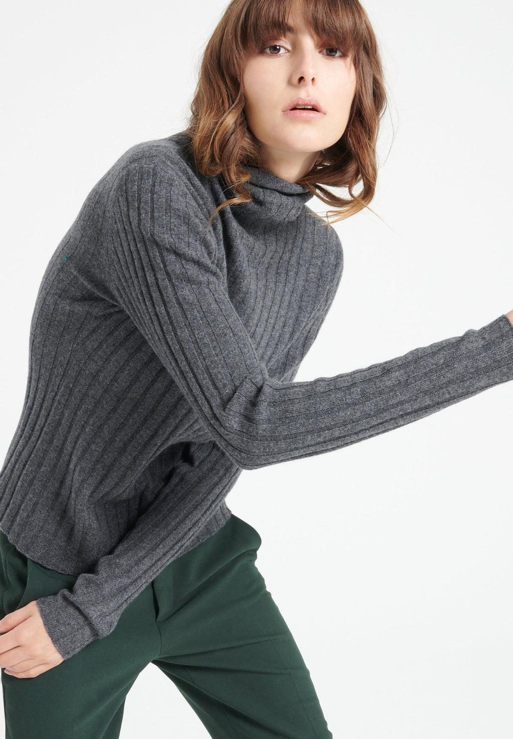 LILLY 15 Cashmere turtleneck sweater in traditional charcoal grey ribbing