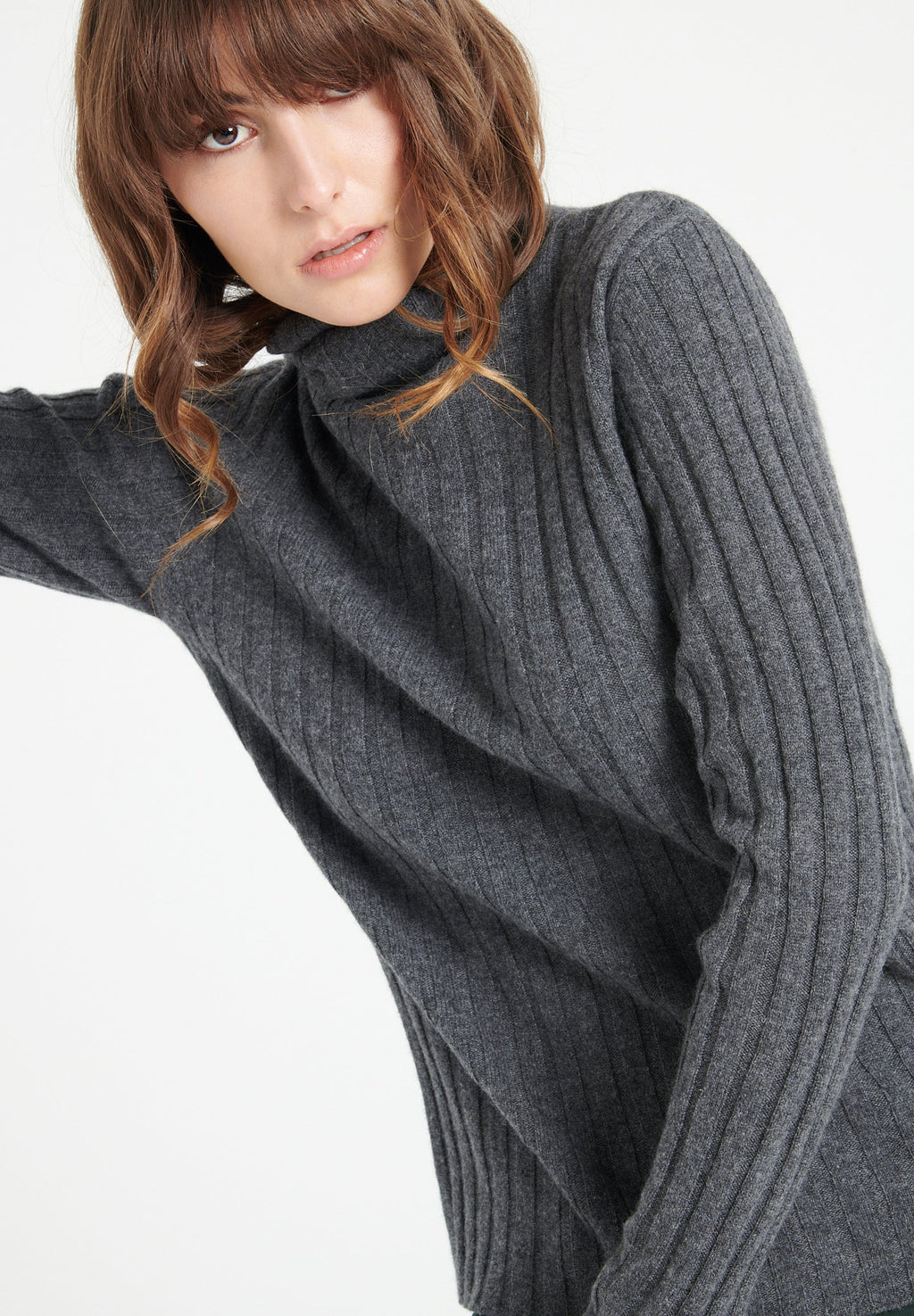 LILLY 15 Cashmere turtleneck sweater in traditional charcoal grey ribbing