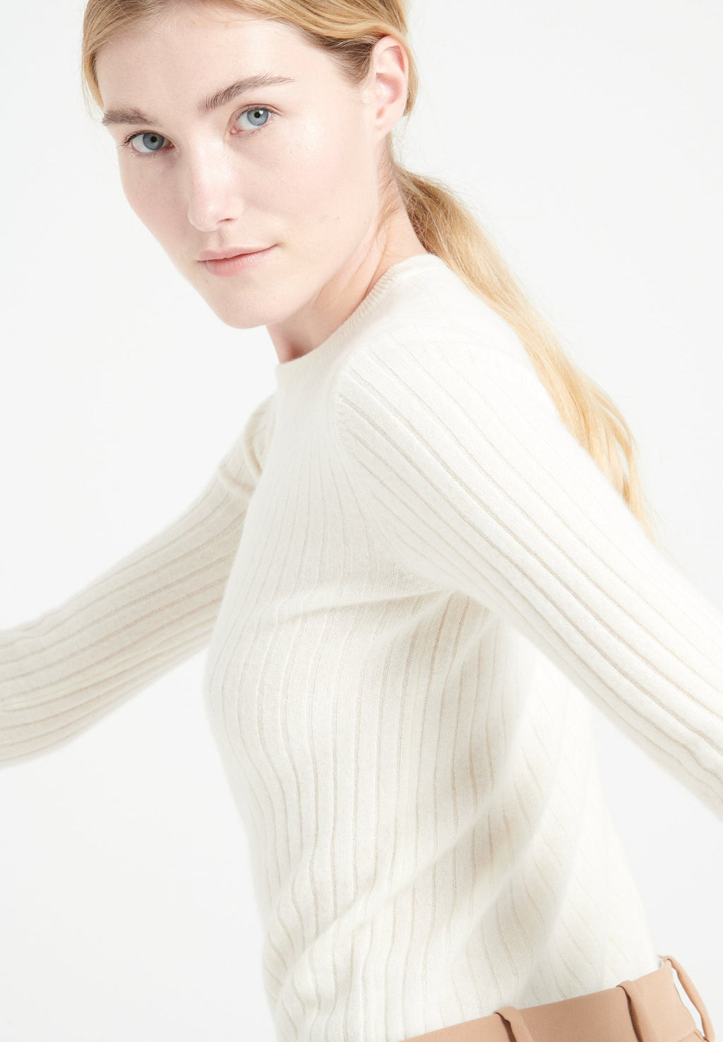 LILLY 16 Round-neck cashmere ribbed sweater ecru white