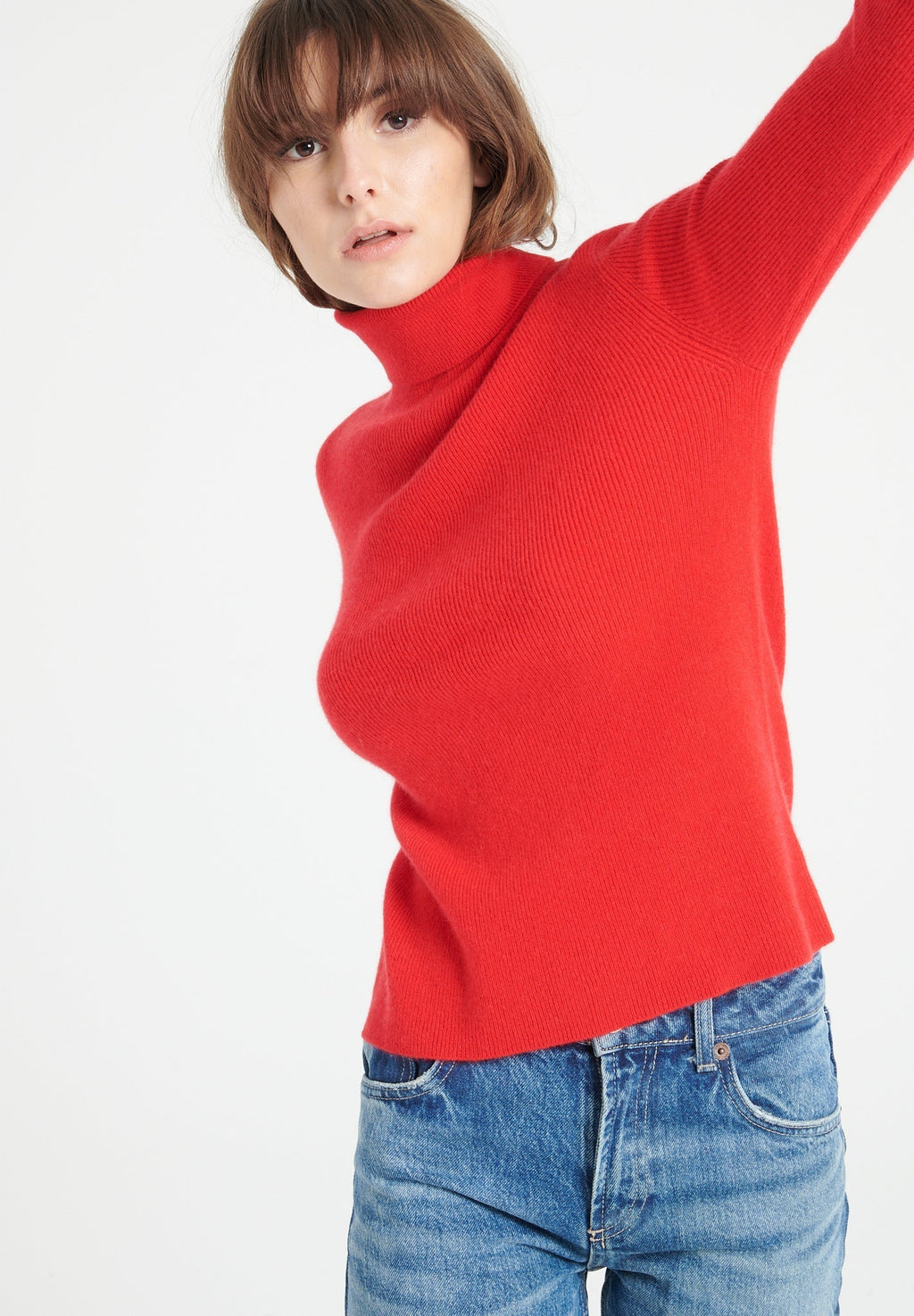 LILLY 17 Cashmere turtleneck sweater in traditional red ribbing