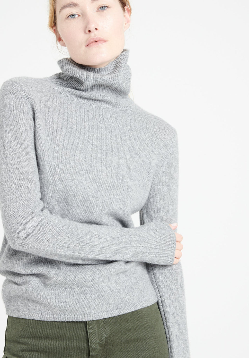 LILLY 19 4-thread cashmere turtleneck sweater light grey