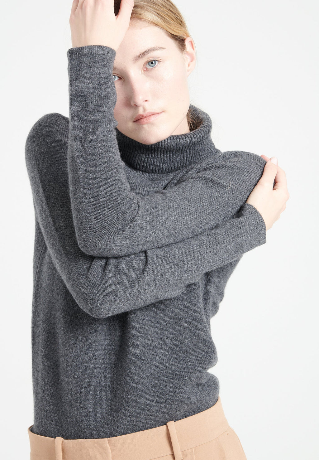 LILLY 19 4-thread cashmere turtleneck sweater charcoal grey