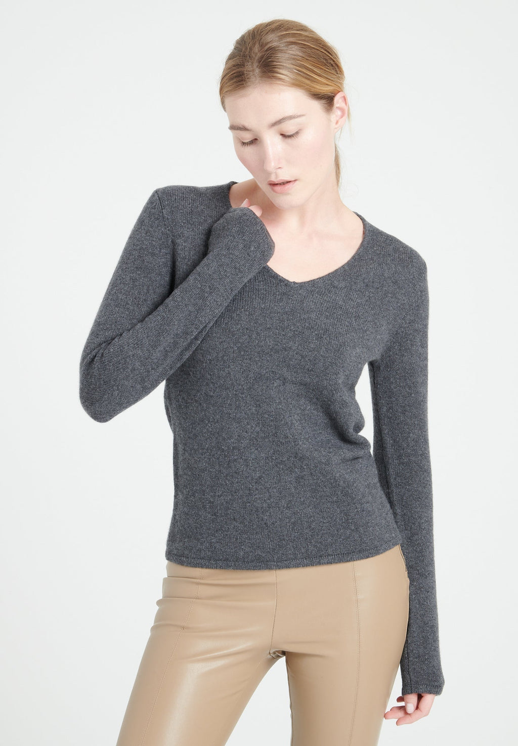 LILLY 20 4-thread cashmere V-neck sweater charcoal grey