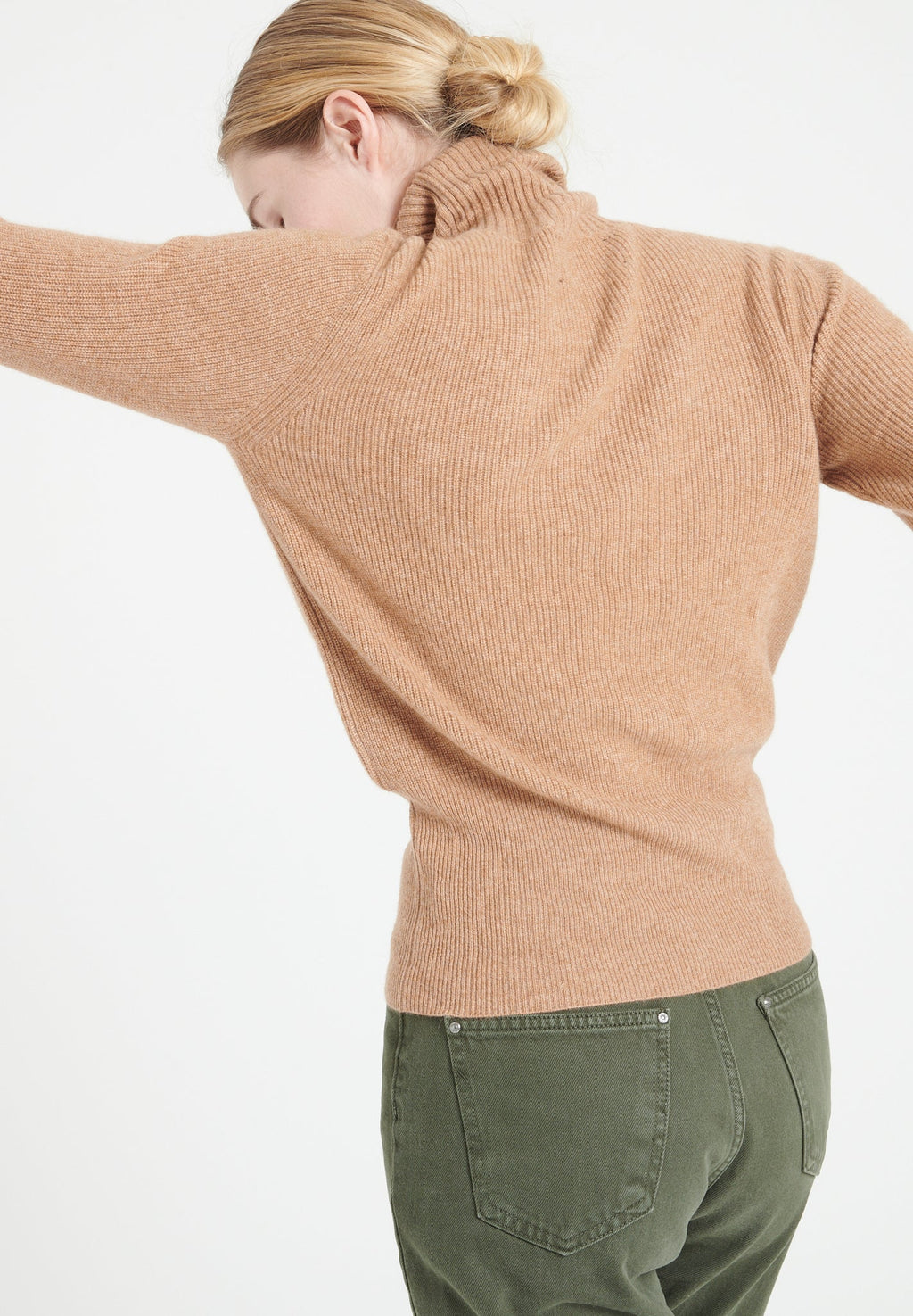 LILLY 21 Cashmere rib knit turtleneck sweater camel