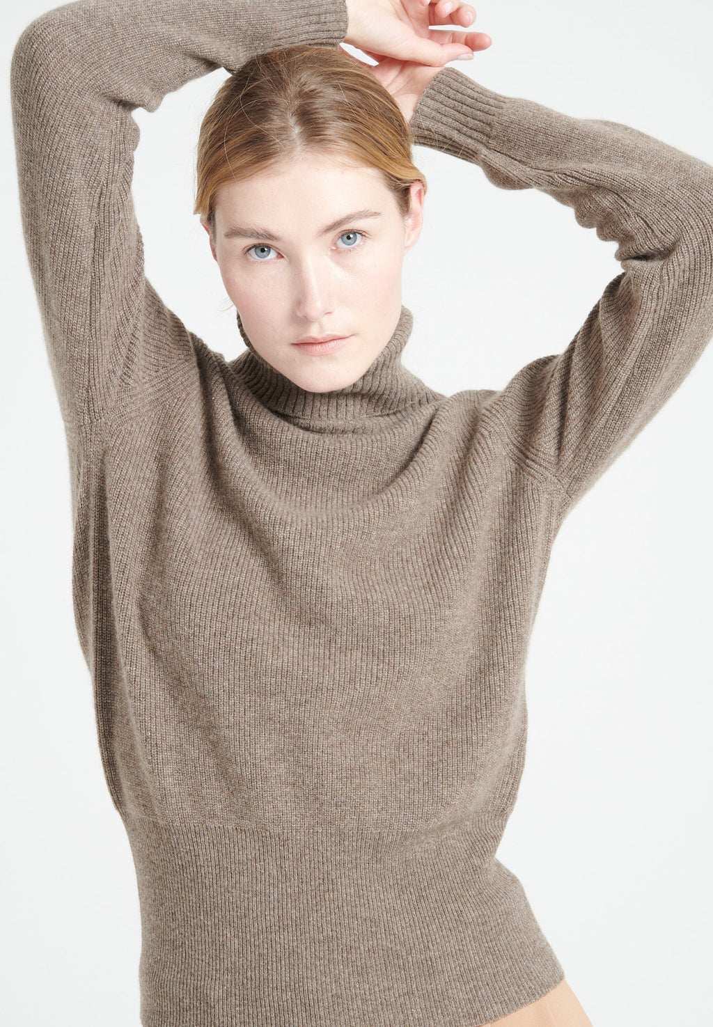 LILLY 21 Cashmere rib knit turtleneck sweater in taupe