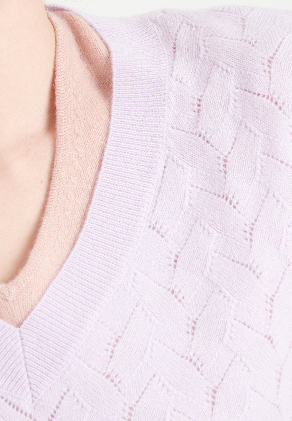 LILLY 27 V-neck cashmere open-weave sweater lilac