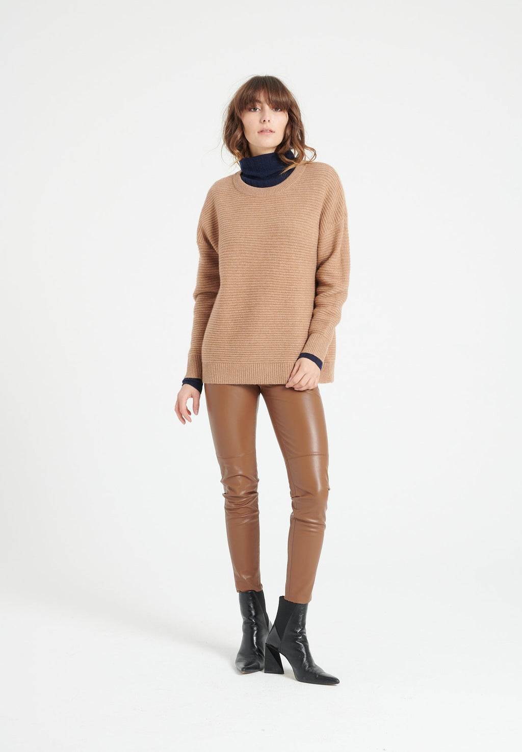 LILLY 30 4-thread cashmere round-neck sweater camel