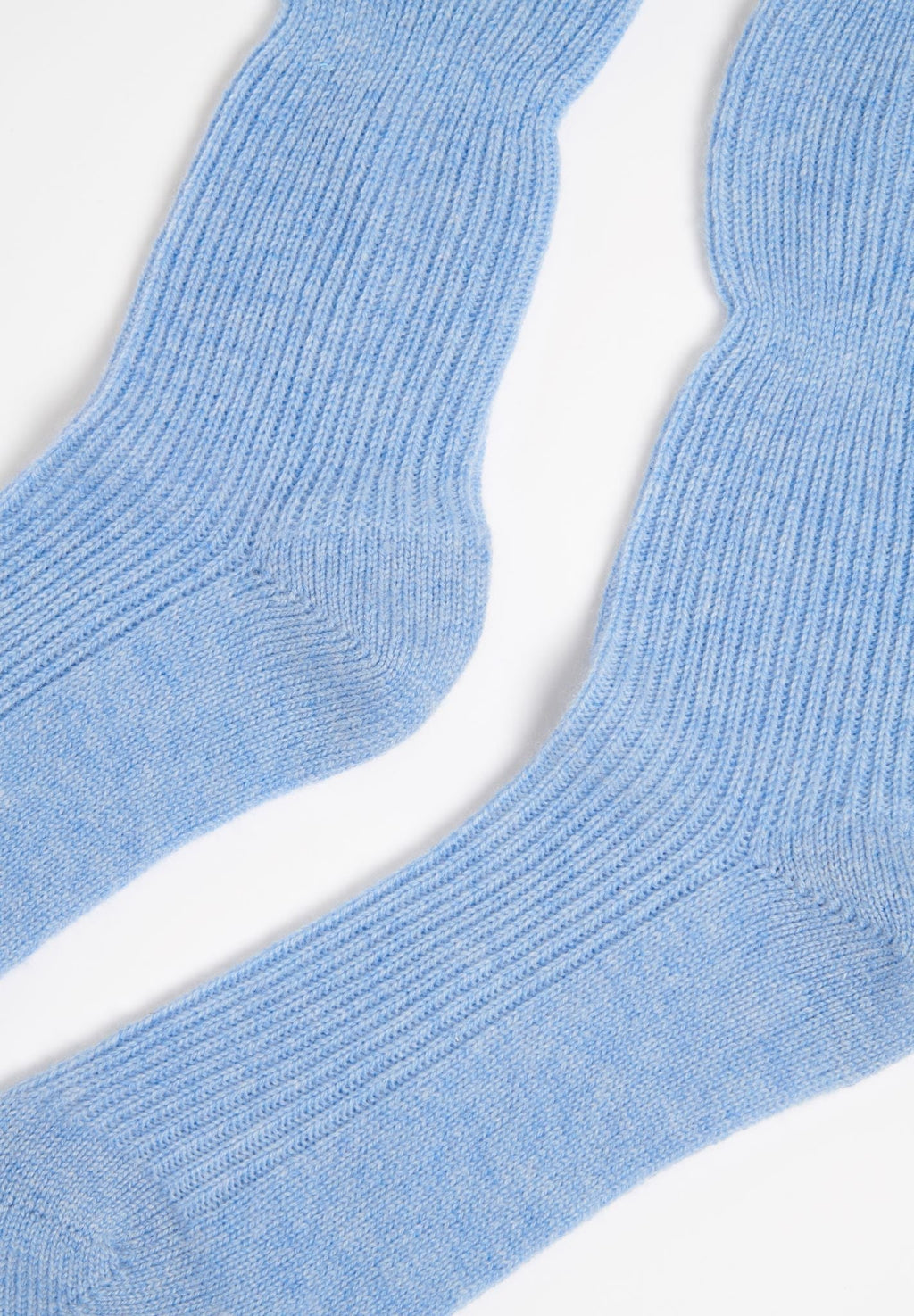 Light blue 4-count ribbed socks