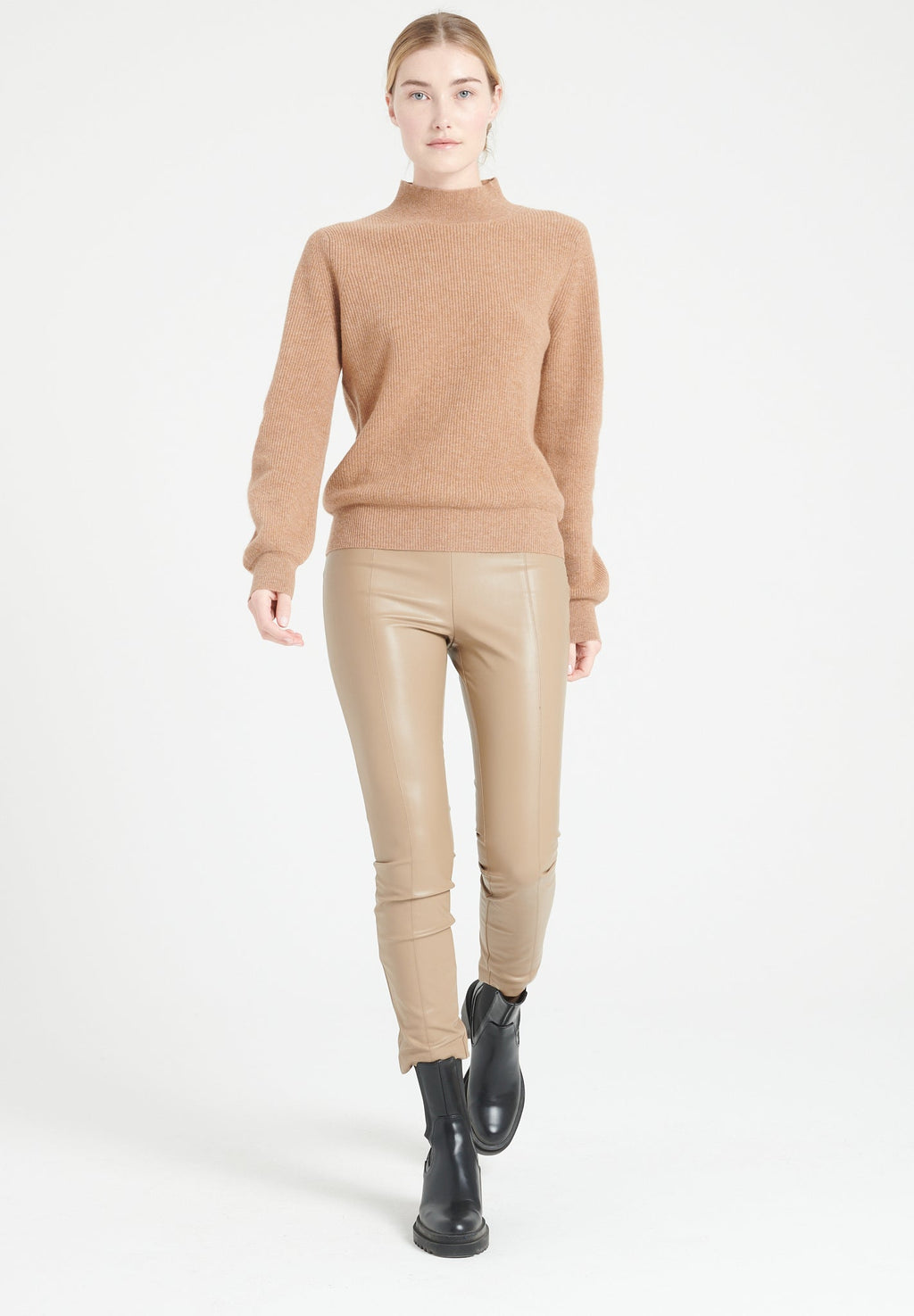 MIA 1 Camel cashmere rib knit stand-up collar sweater