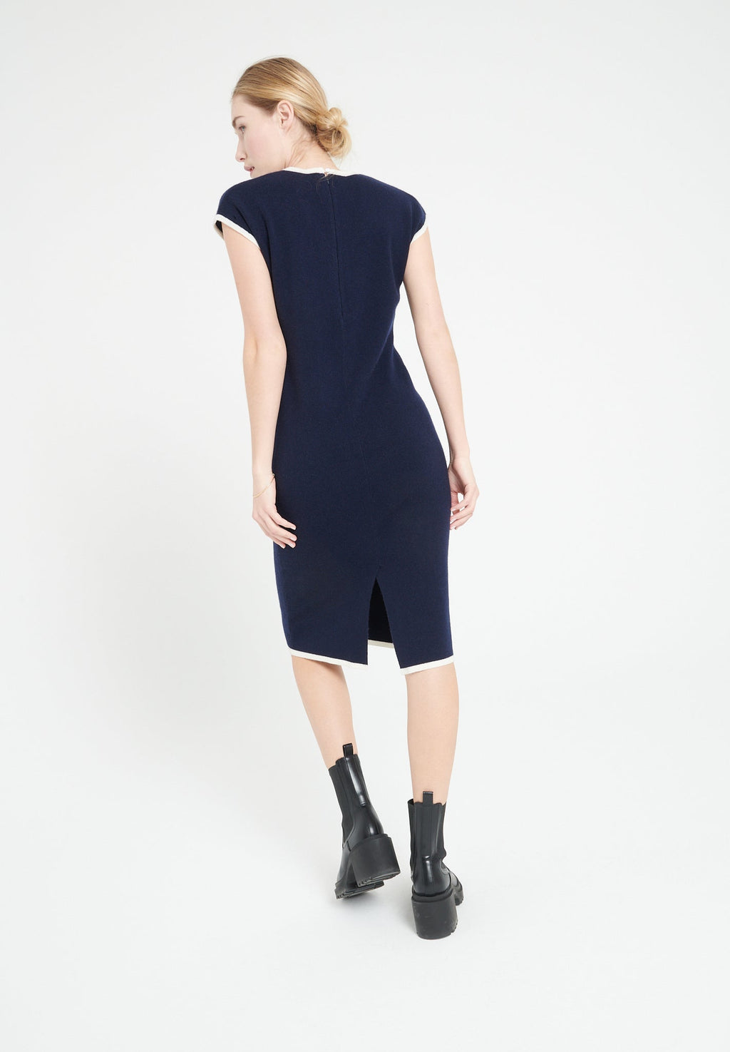 MIA 2 V-neck cashmere midi dress in milano knit navy blue