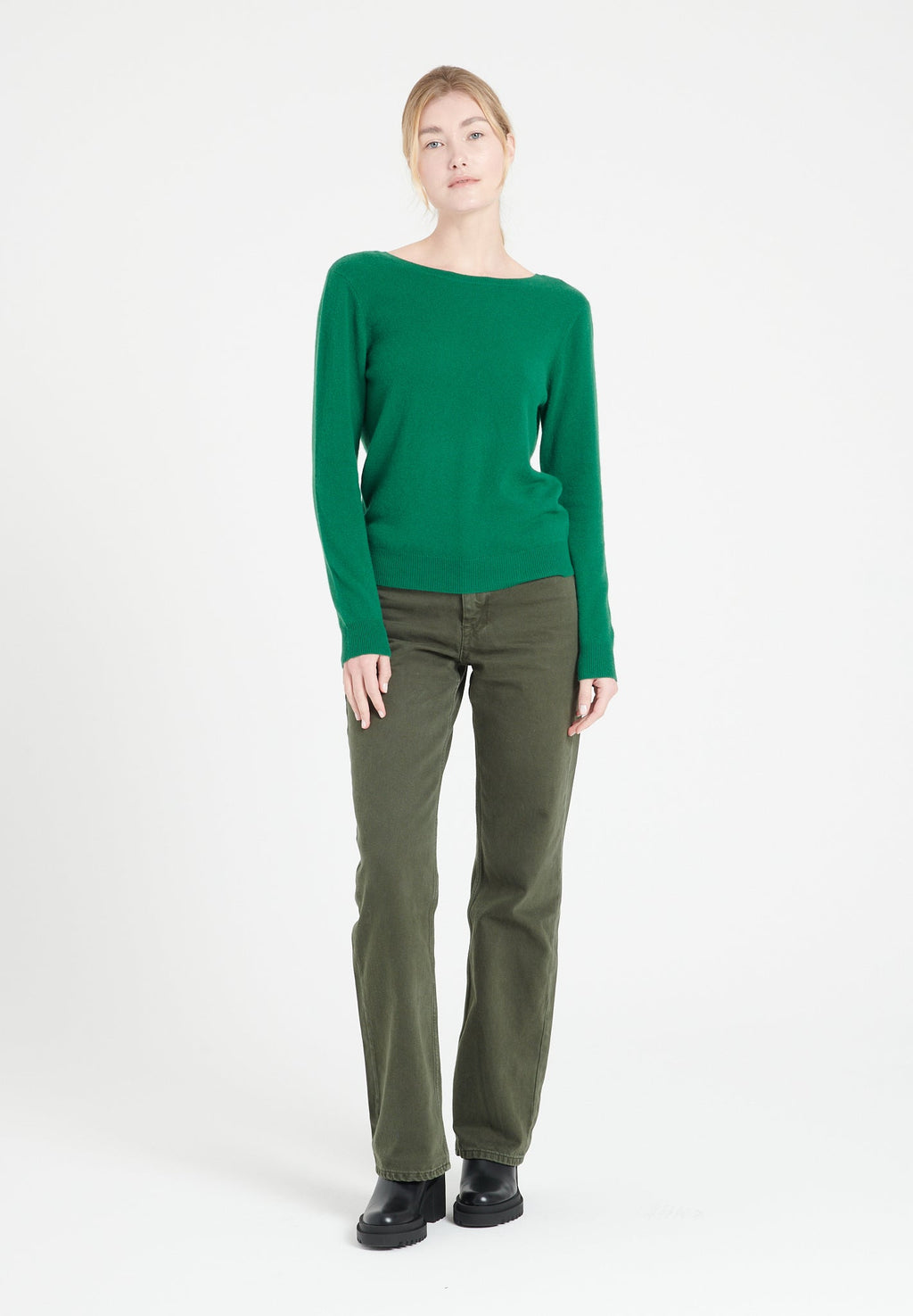 MIA 7 Emerald green cashmere V-neck sweater